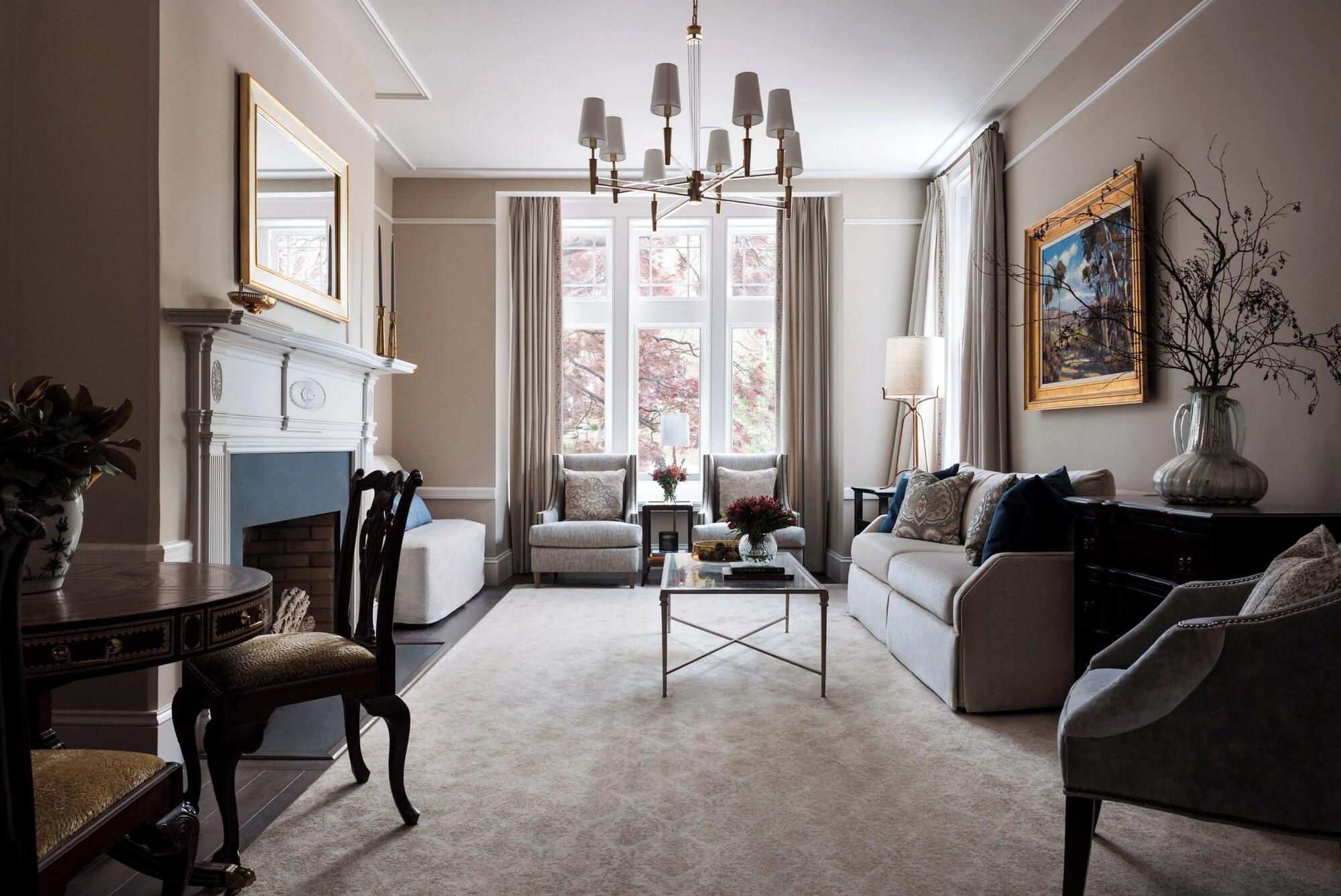 Vista Lobby 86 State Circle - Luxury Boutique Hotel