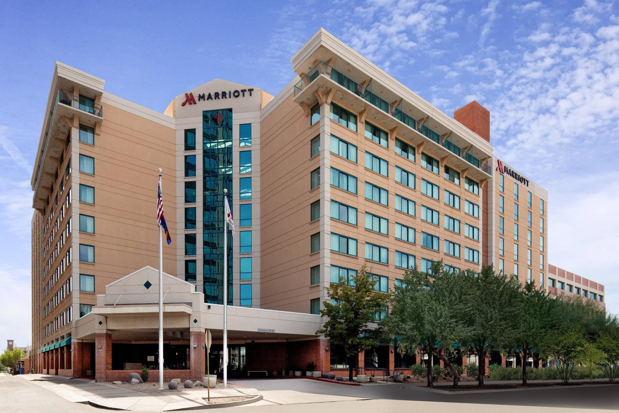 Vista Exterior Tucson Marriott University Park