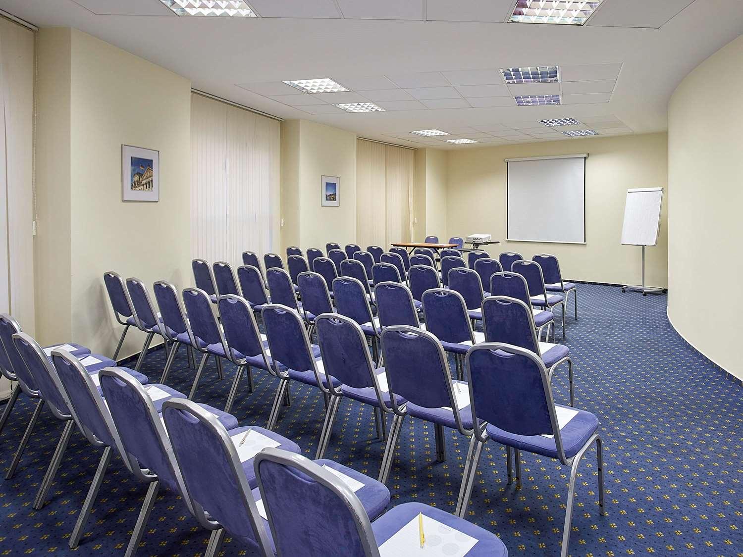Sala de reuniões Novotel Moscow Centre