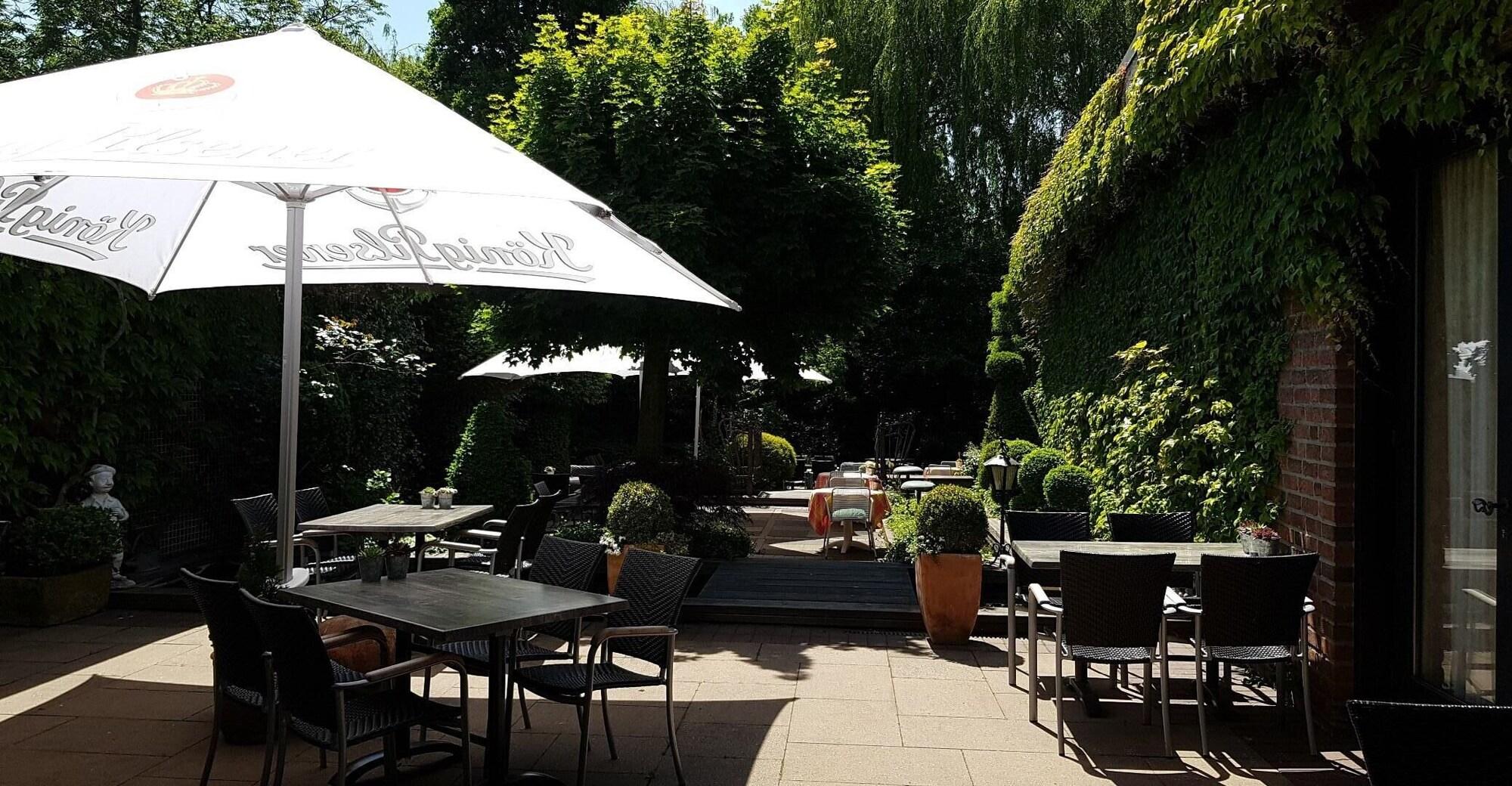 Varios Burghotel Pass