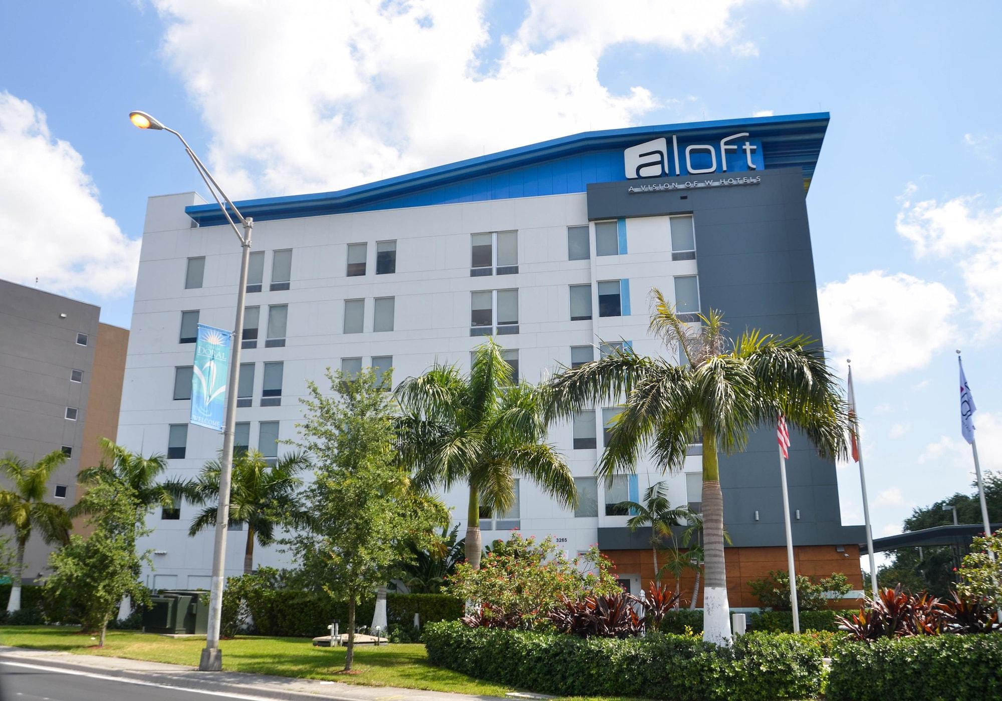 Vista Exterior Aloft Miami Doral
