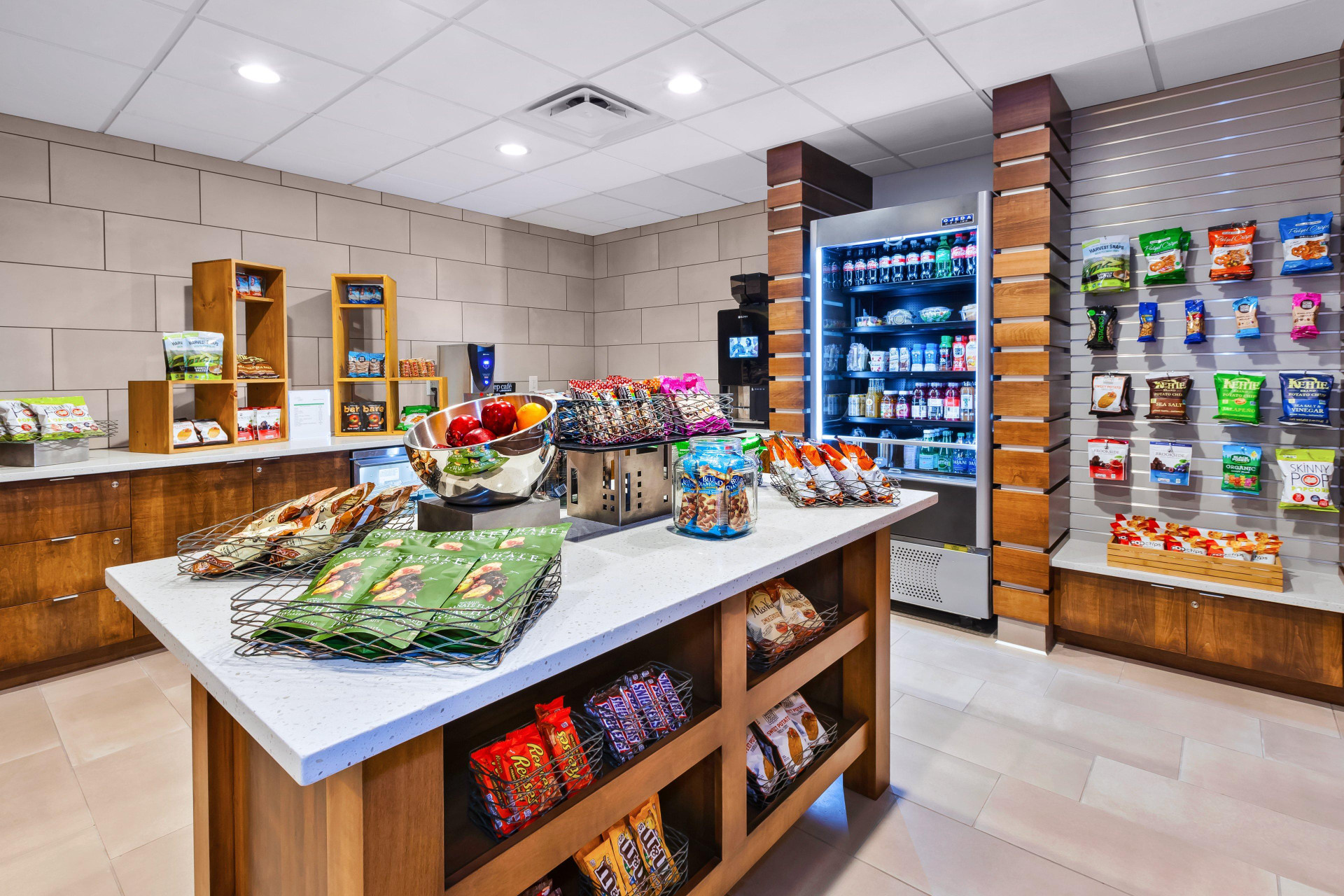 Vista Lobby EVEN Hotels in Ann Arbor