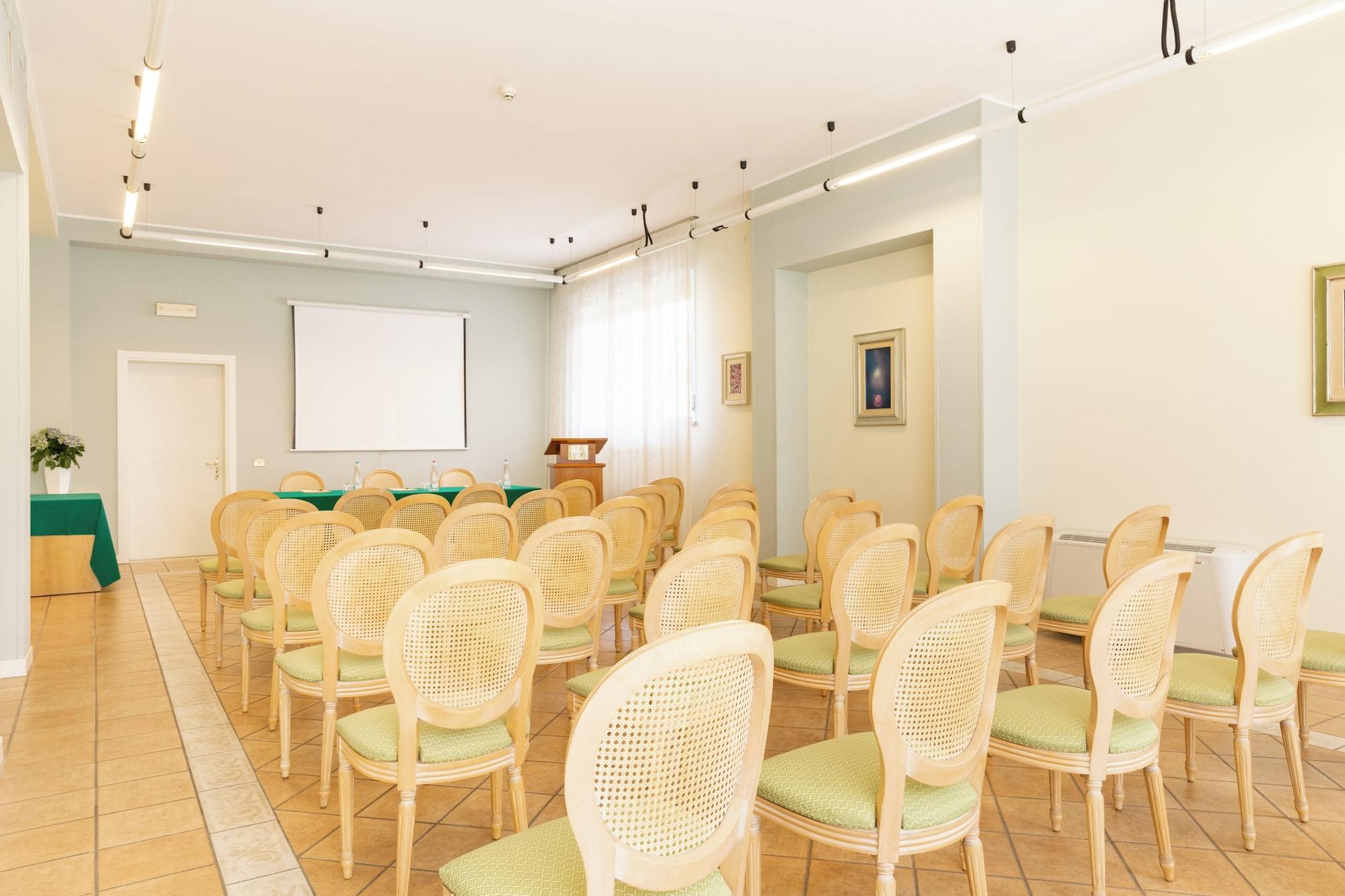 Sala de Reuniones Tuder