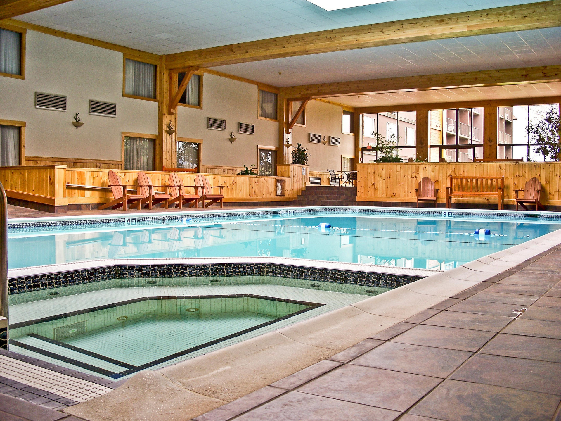 Vista Piscina Crowne Plaza Lake Placid by IHG