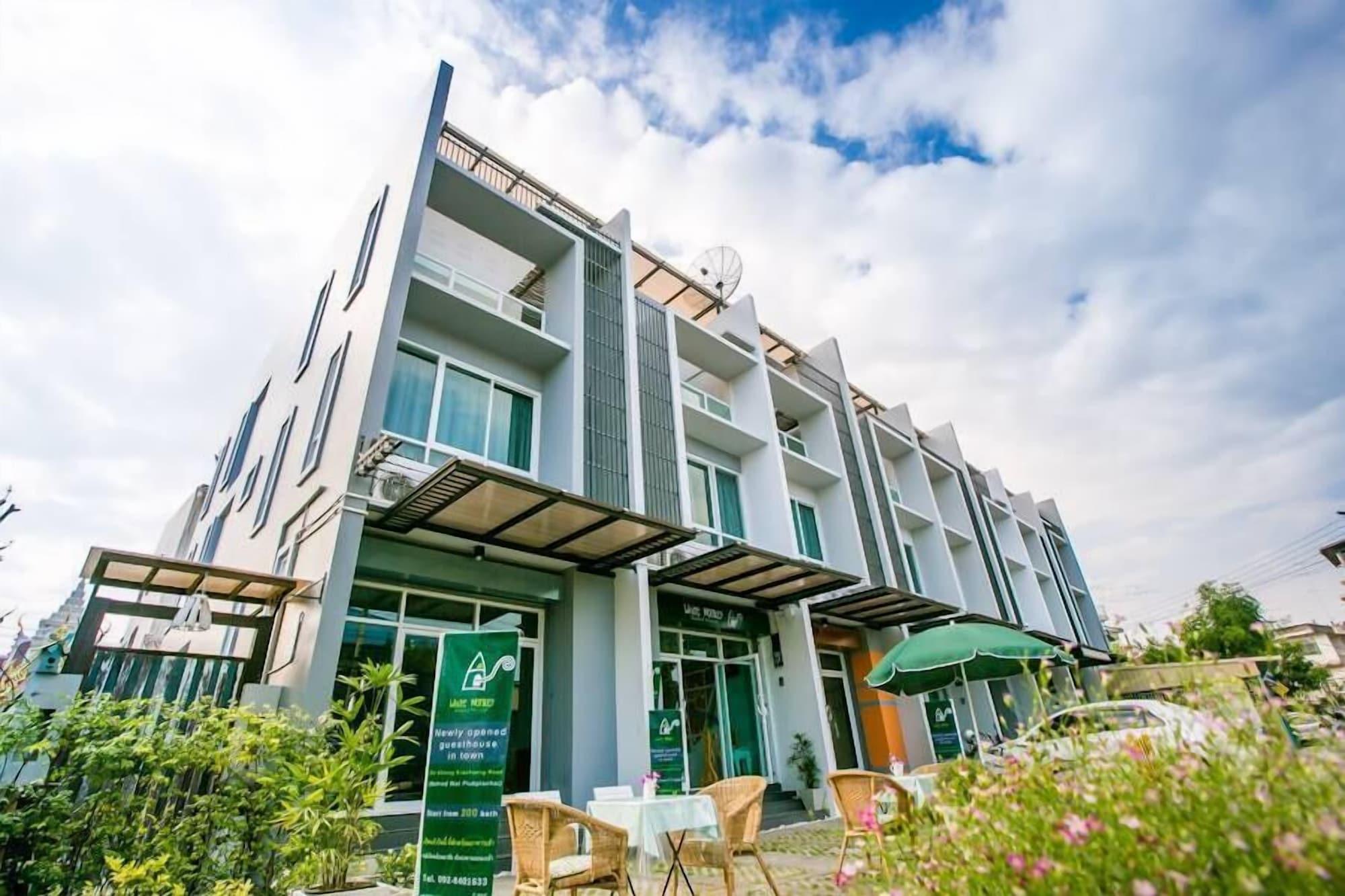 Varios White Monkey Guesthouse