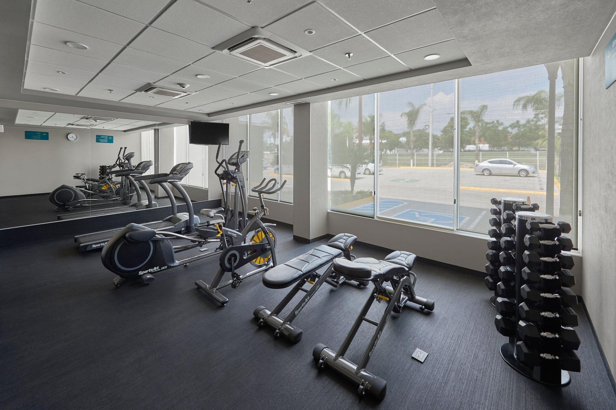 Gimnasio City Express Suites by Marriott Querétaro