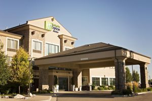 Alojamiento - Holiday Inn Express & Suites Logan by IHG