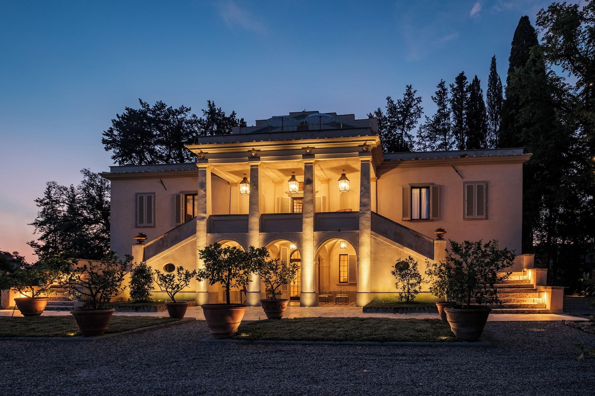 Varios Fattoria di Vegi