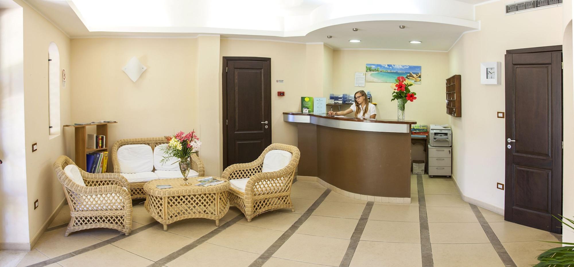 Vista Lobby Borgo del Principe by Valentour