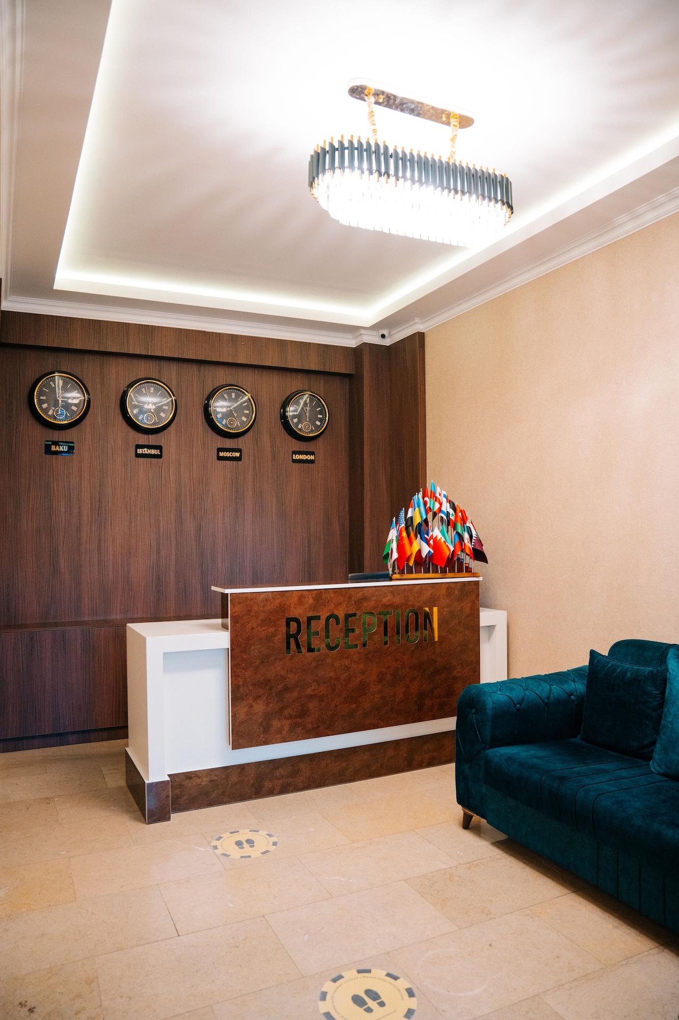 Vista Lobby The Clocktower Hotel