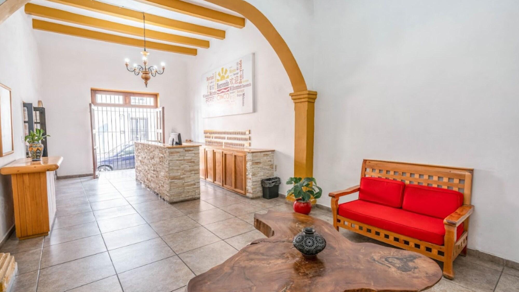 Vista Lobby Cinco de Mayo Hotel