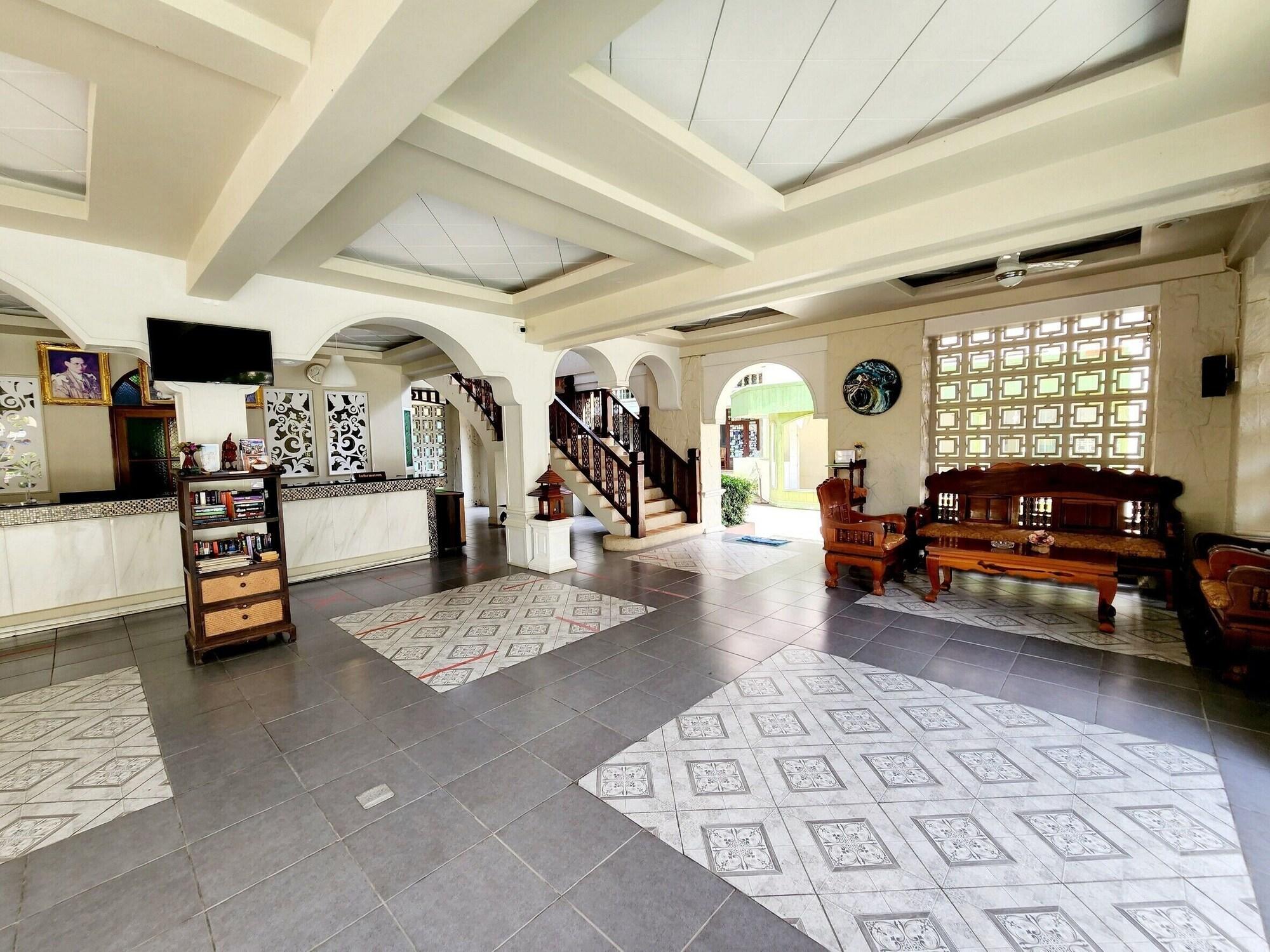 Vista Lobby Kata Garden Resort