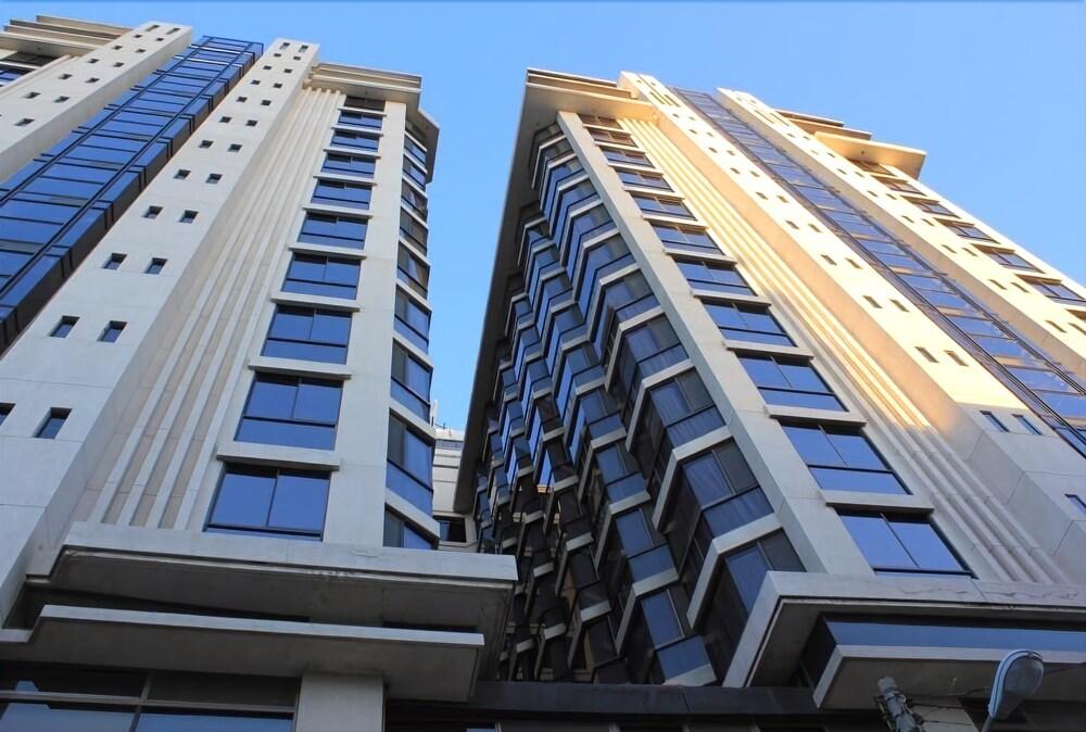 Vista Exterior Hotel Real Plaza