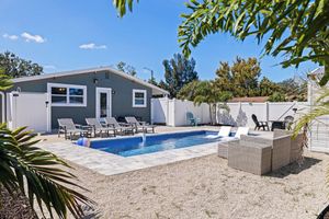 Alquiler Vacacional - Stylish St Pete Vacation Home w/ Private Pool!