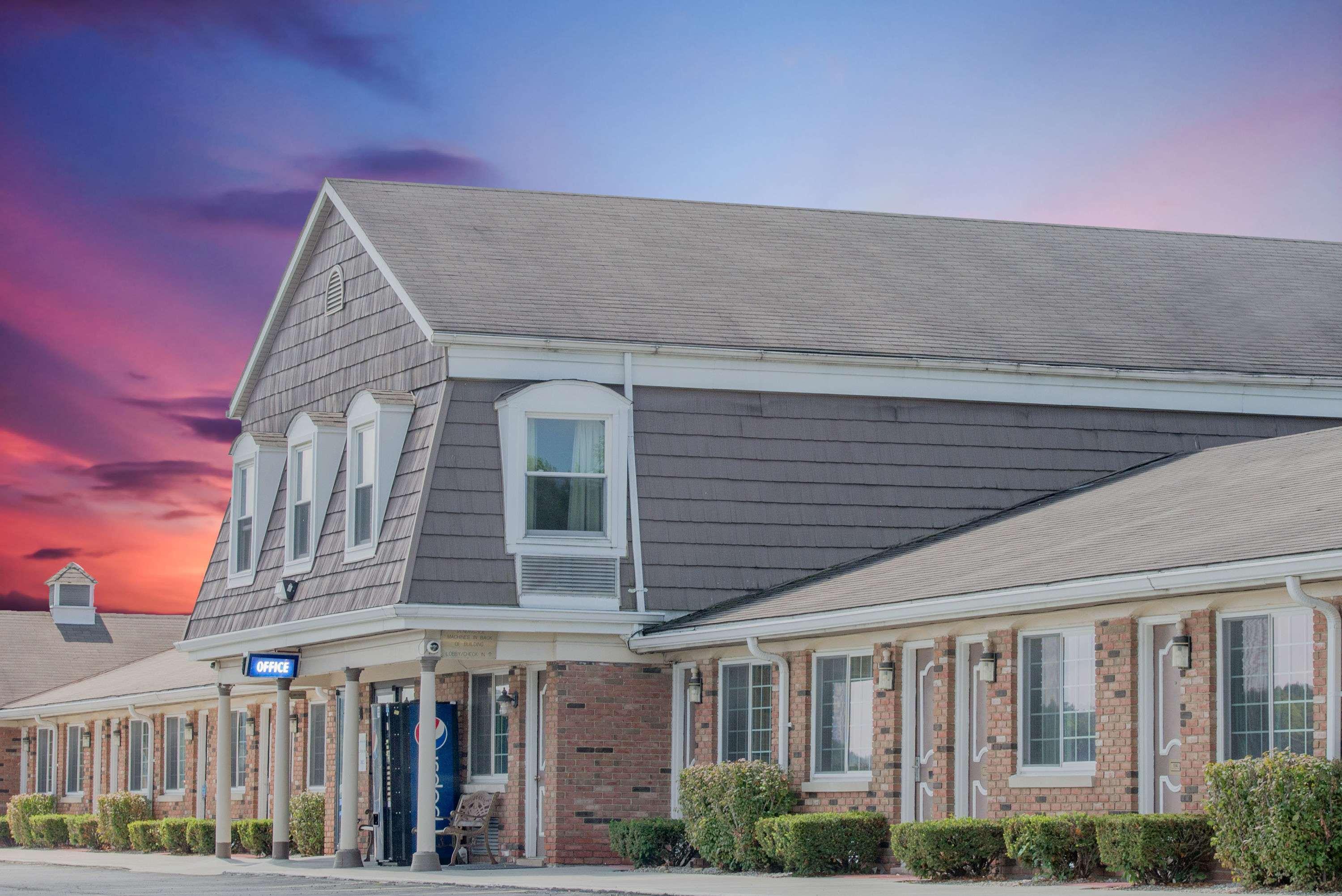 Vista Exterior Travelodge by Wyndham Mansfield