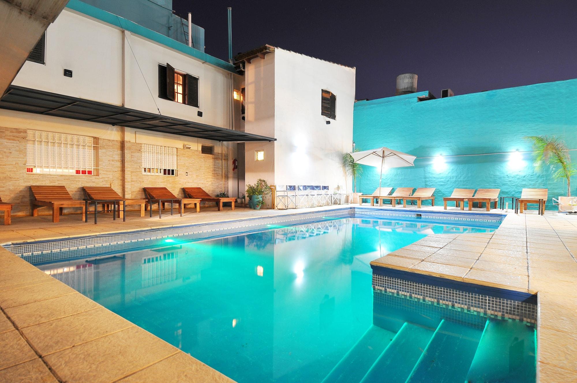 Vista Piscina Hotel Aranjuez
