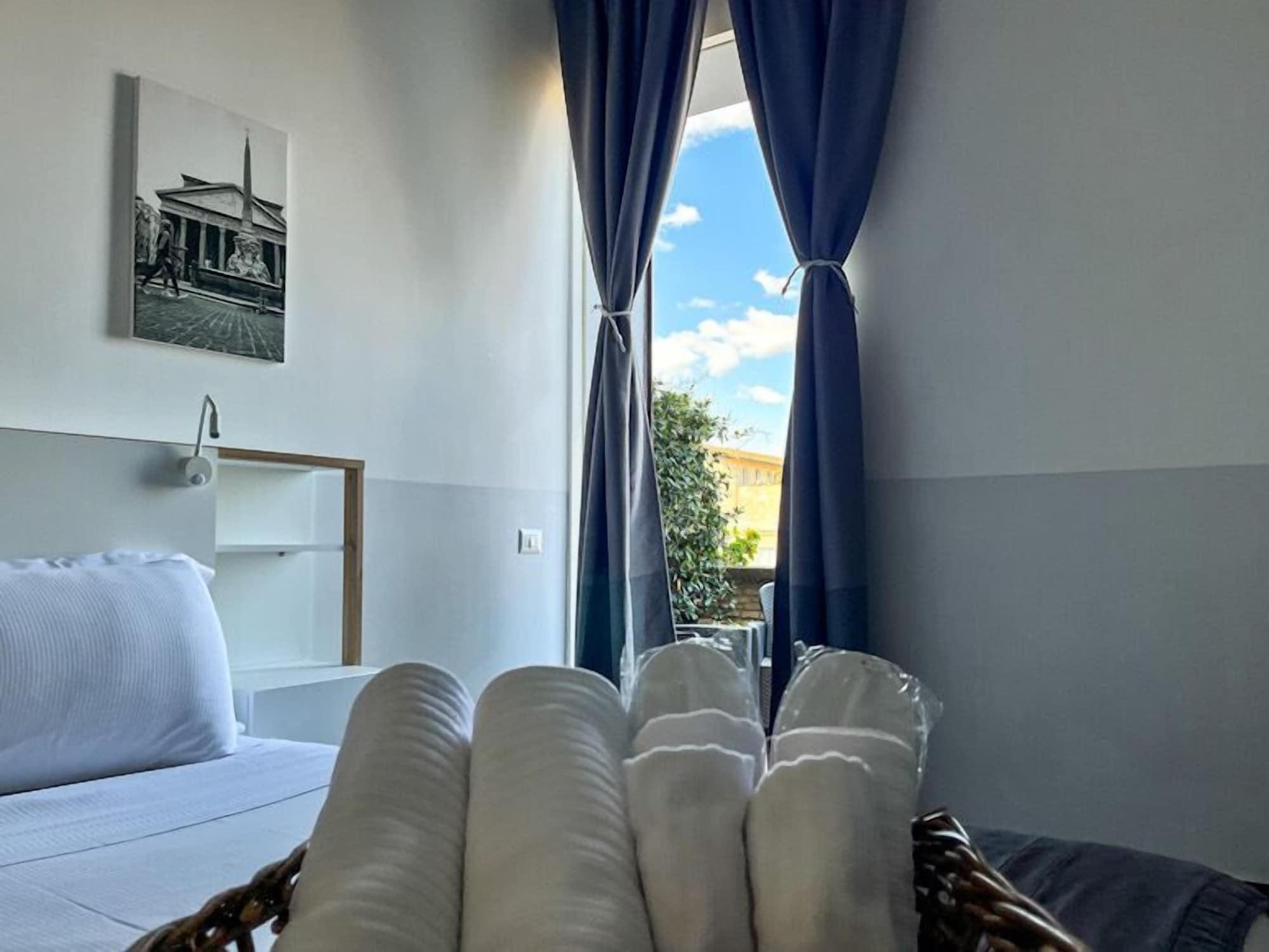 Varios Arch Rome Suites