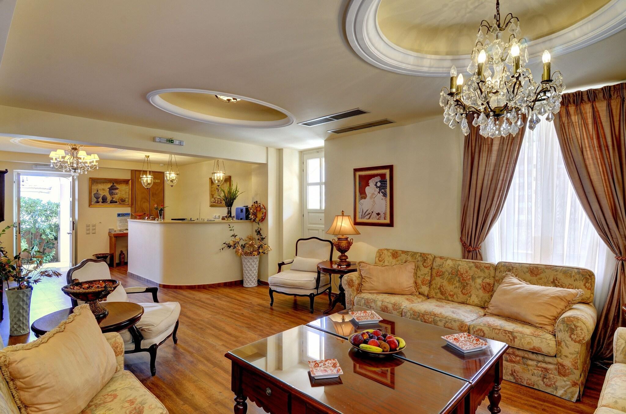 Vista Lobby Korina Gallery Hotel
