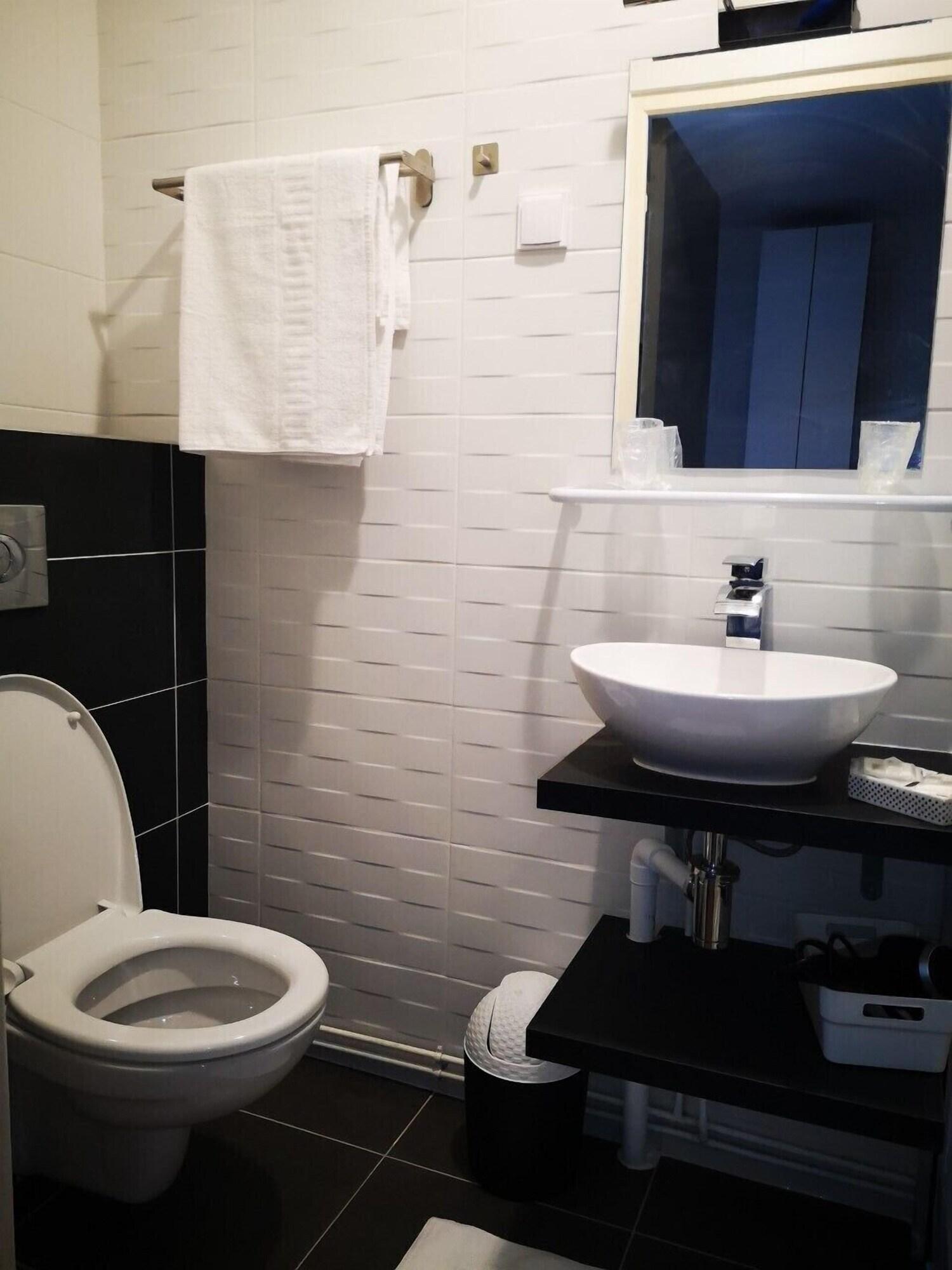 Equipamiento de Habitación Hôtel Bar Restaurant L'Escale