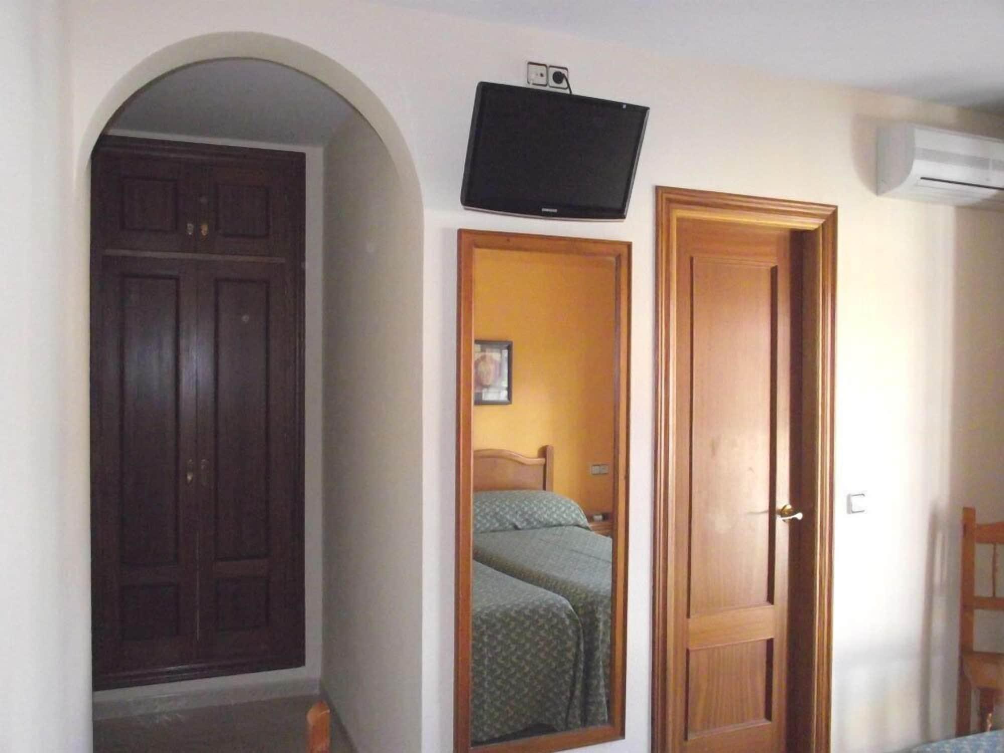 Set de Habitación Hostal Italia