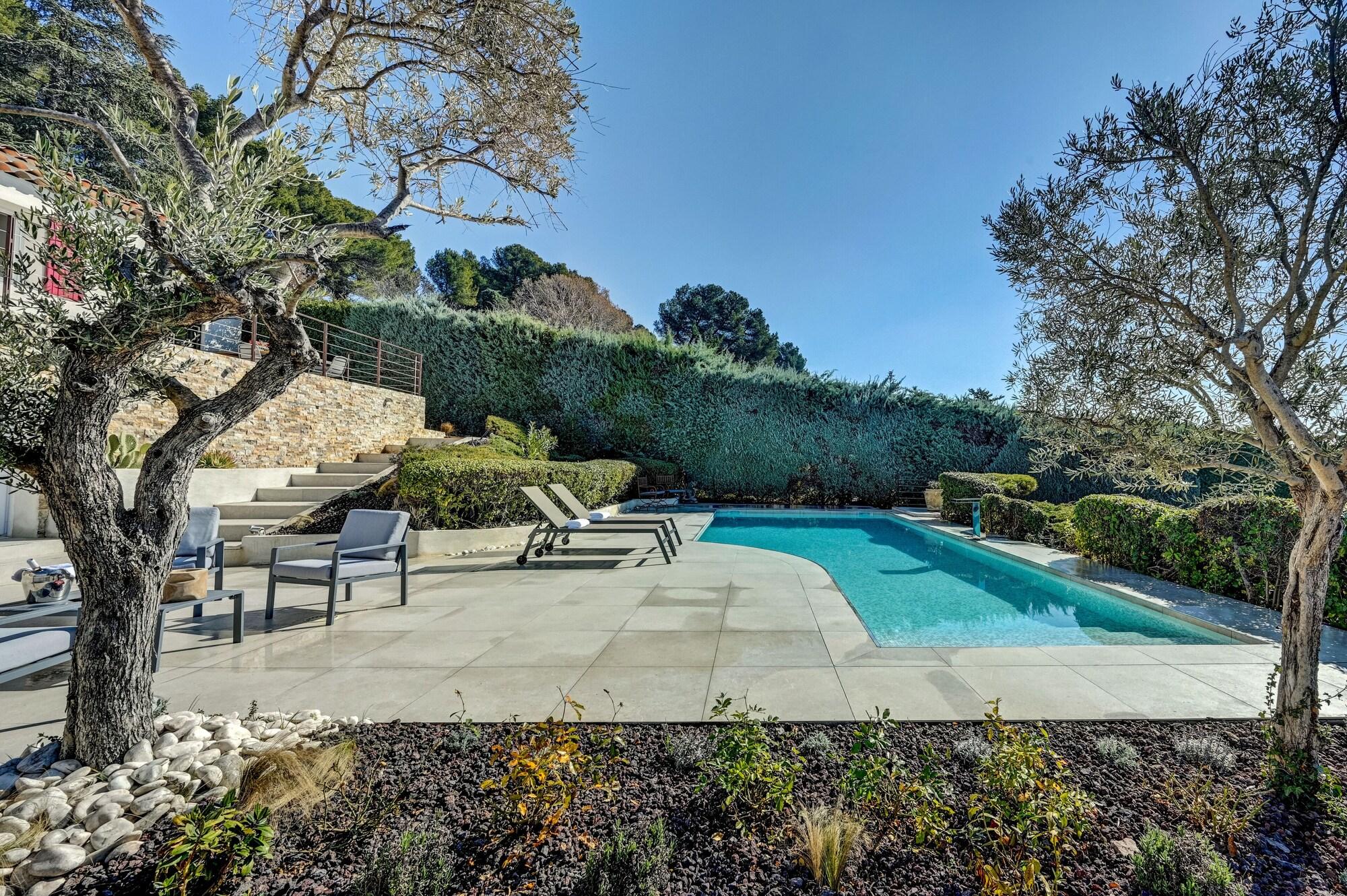 Varios The VIEW Aix-en-Provence