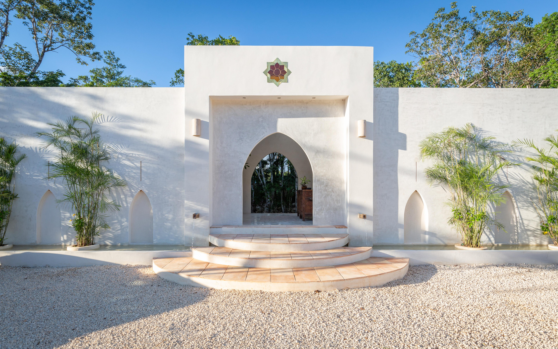 Vista Exterior Villa Sanah