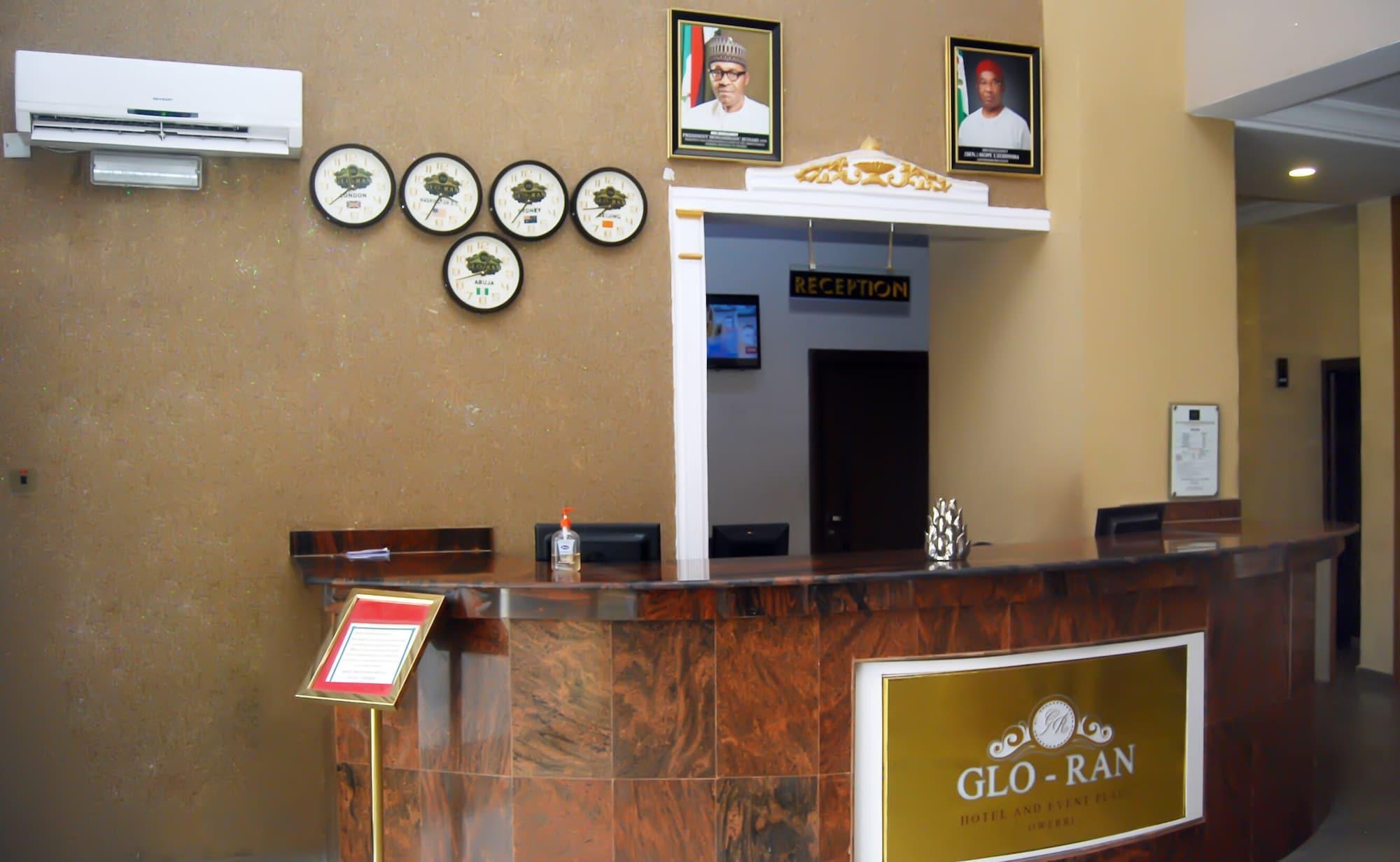 Vista Lobby Glo-ran Hotel and Event Place