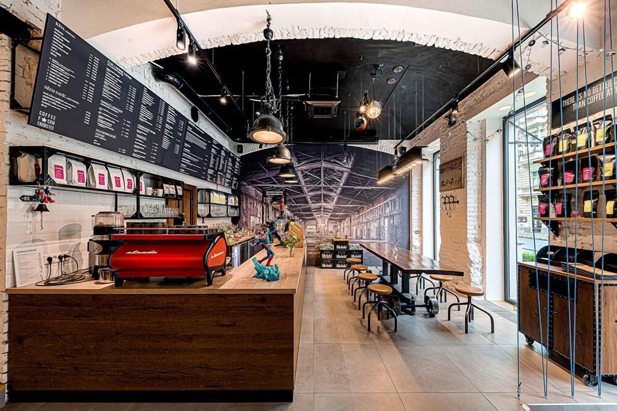 Bar/Salón Royal Court Apartments