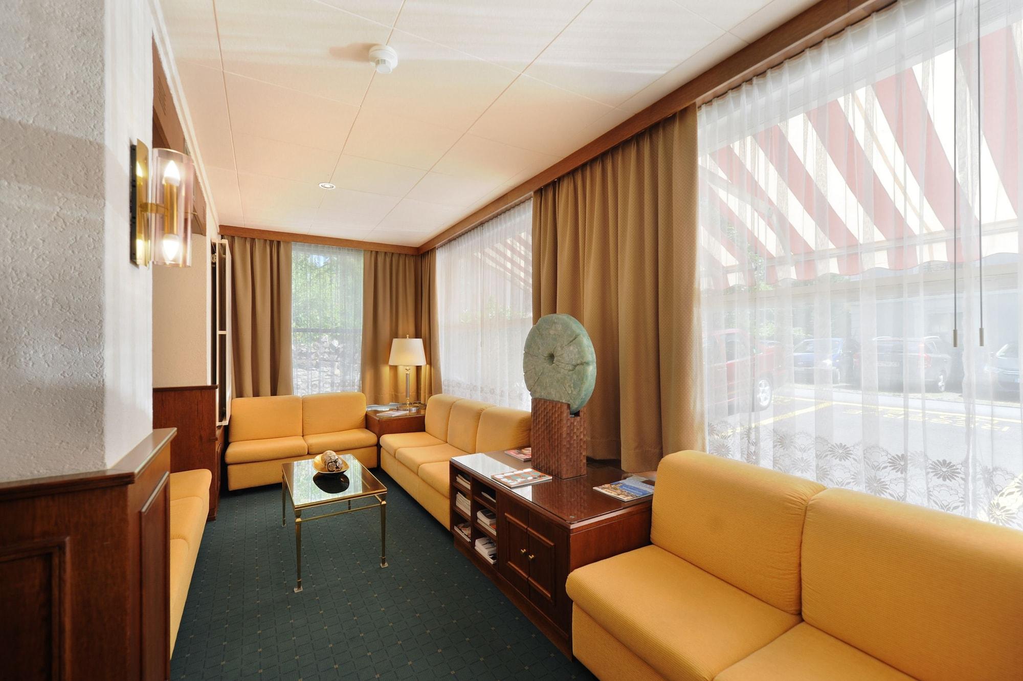 Vista Lobby Hotel Elite