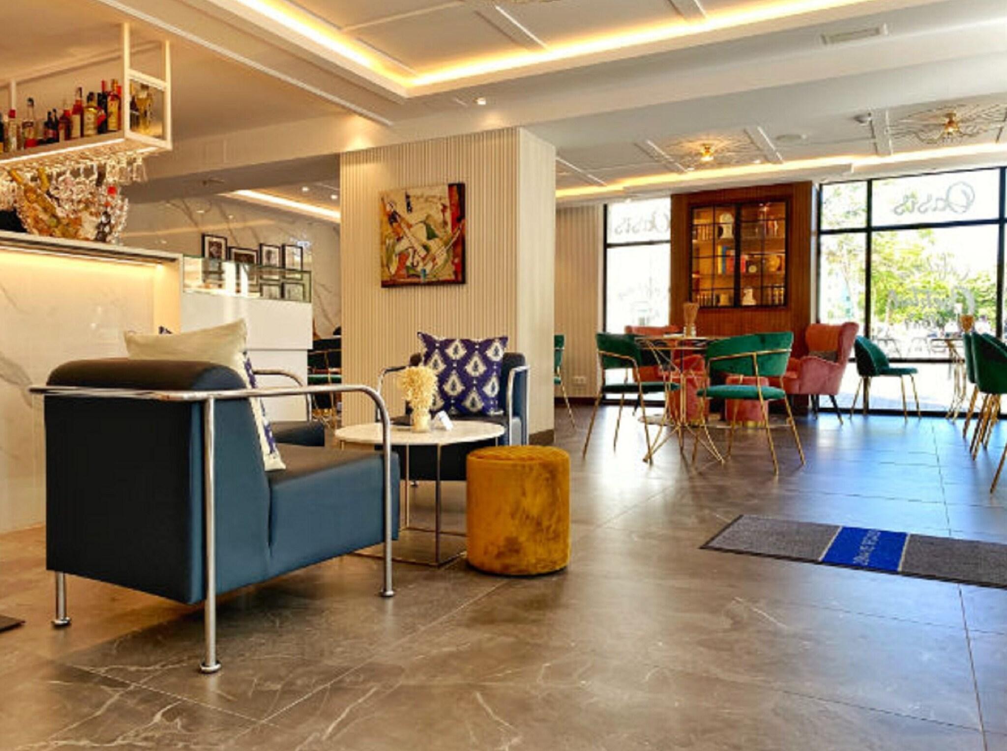 Bar/Salón Hotel Oasis