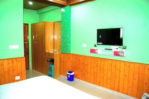 Alojamiento - Himalya Sun Dawn- gives you all the basic amenities in the lap of nature.