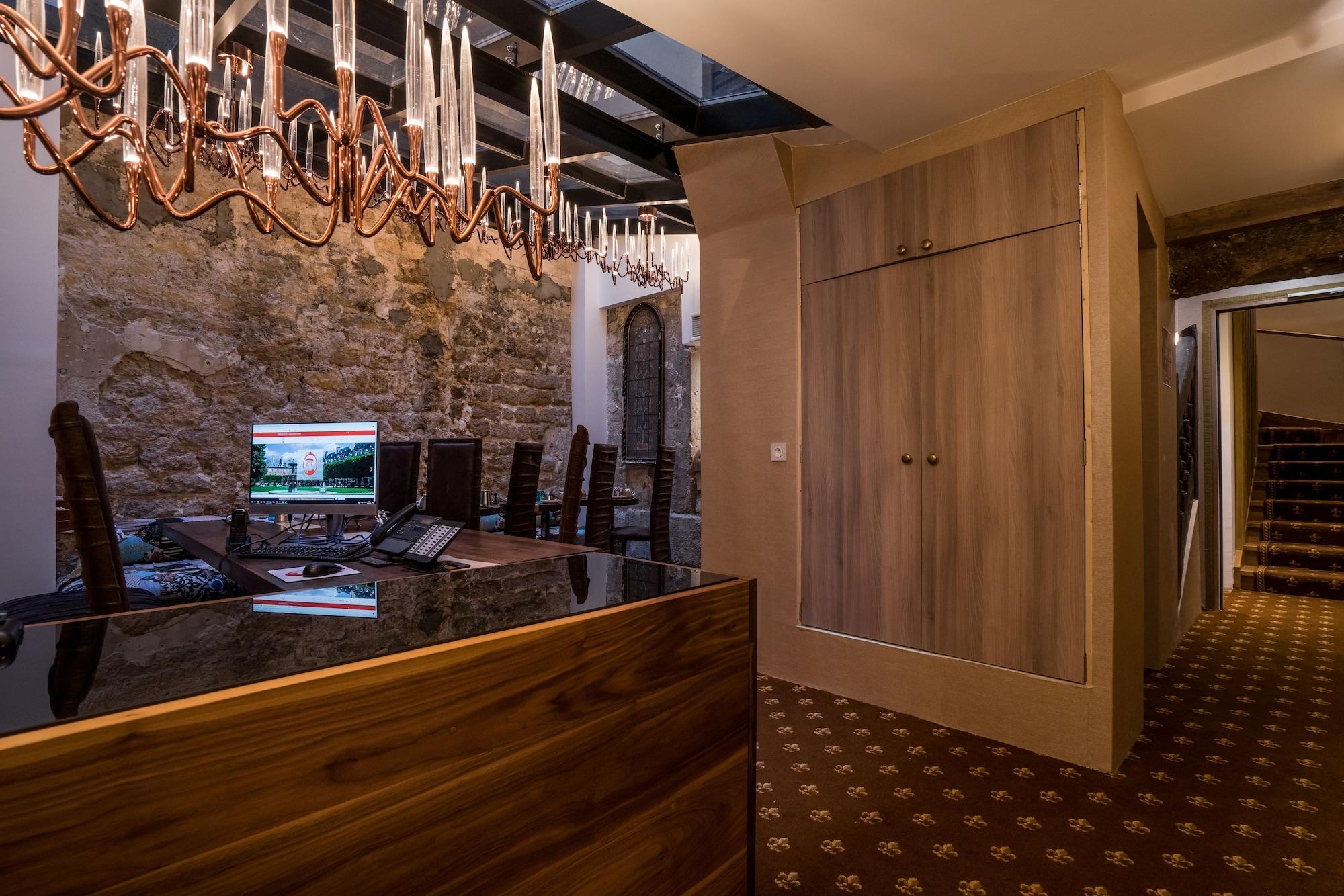 Vista Lobby Hôtel Le Temple de Jeanne