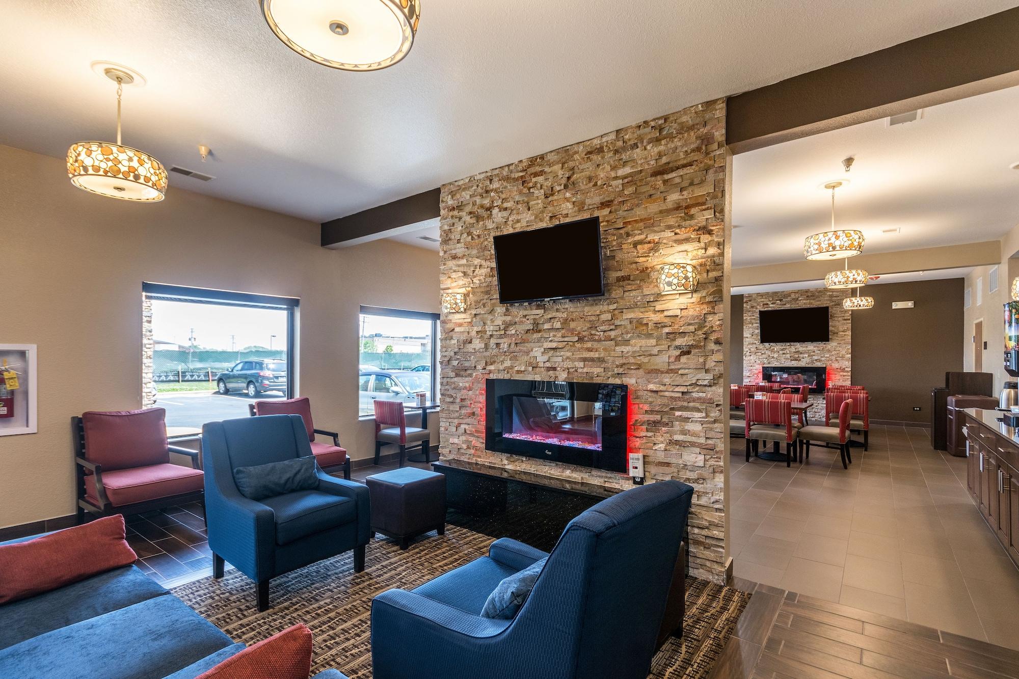 Vista Lobby Comfort Inn & Suites North Aurora - Naperville