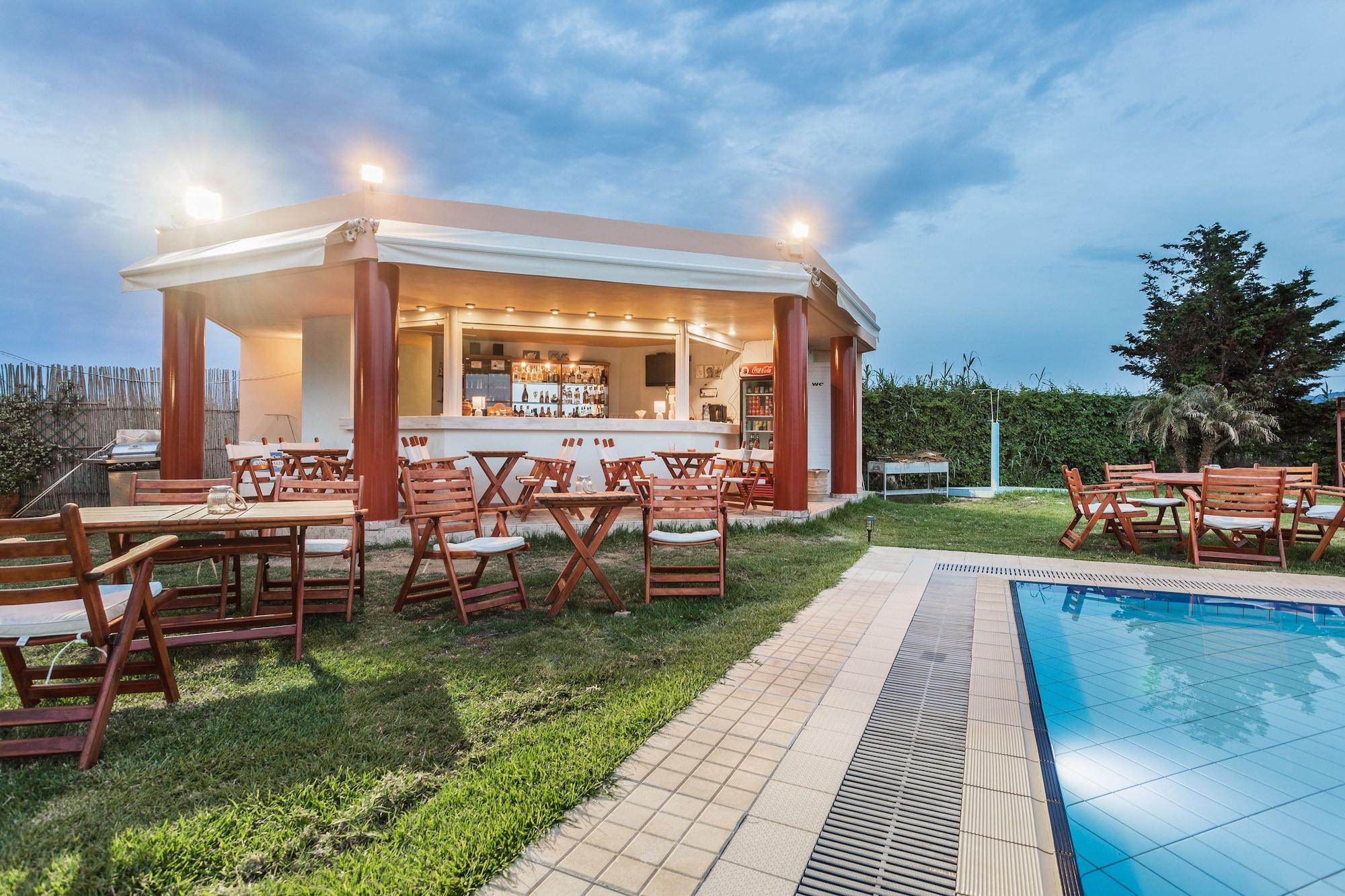 Bar/Salón Alonia Hotel Apartments