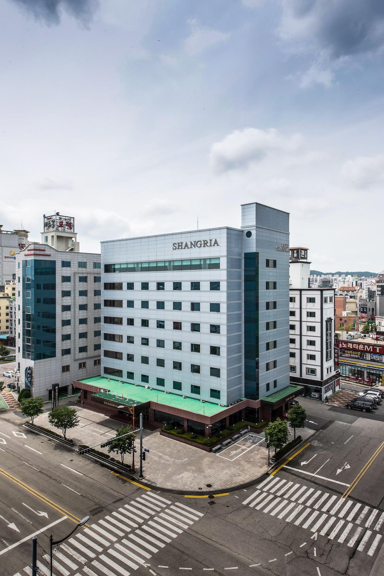 Vista Exterior Shangria Beach Tourist Hotel