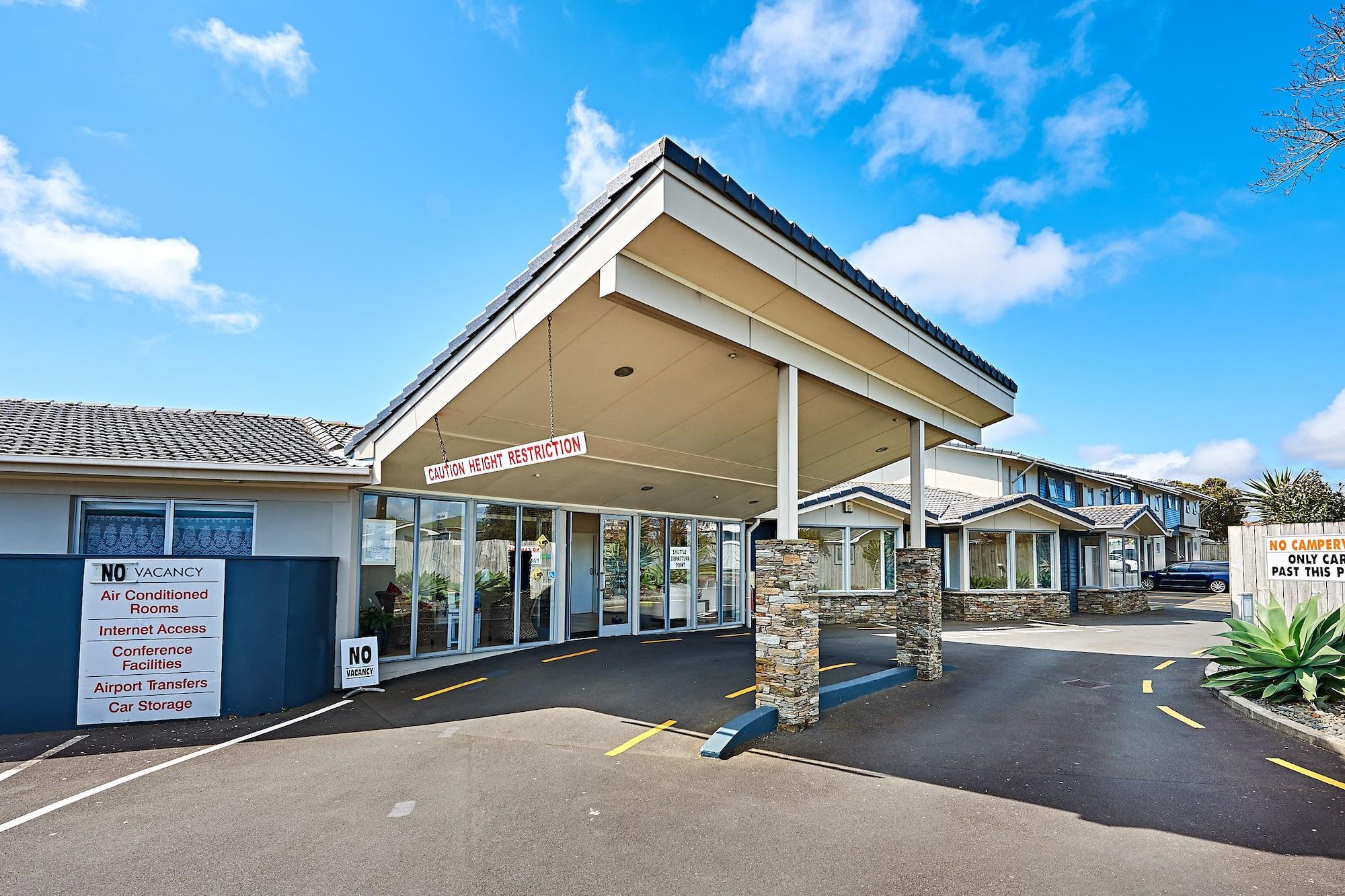 Vista Exterior Auckland Airport Lodge
