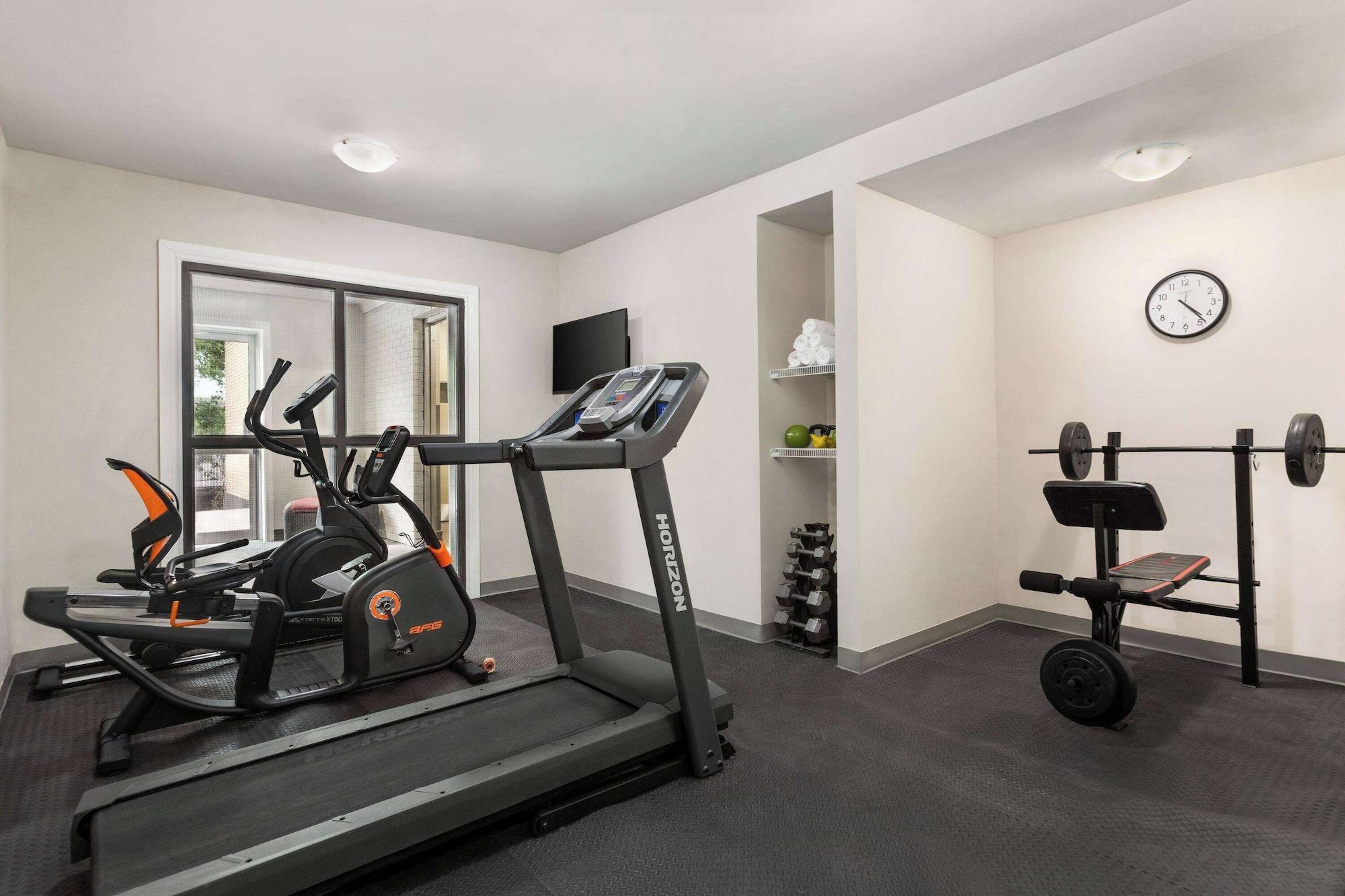 Gimnasio Days Inn by Wyndham Montreal East