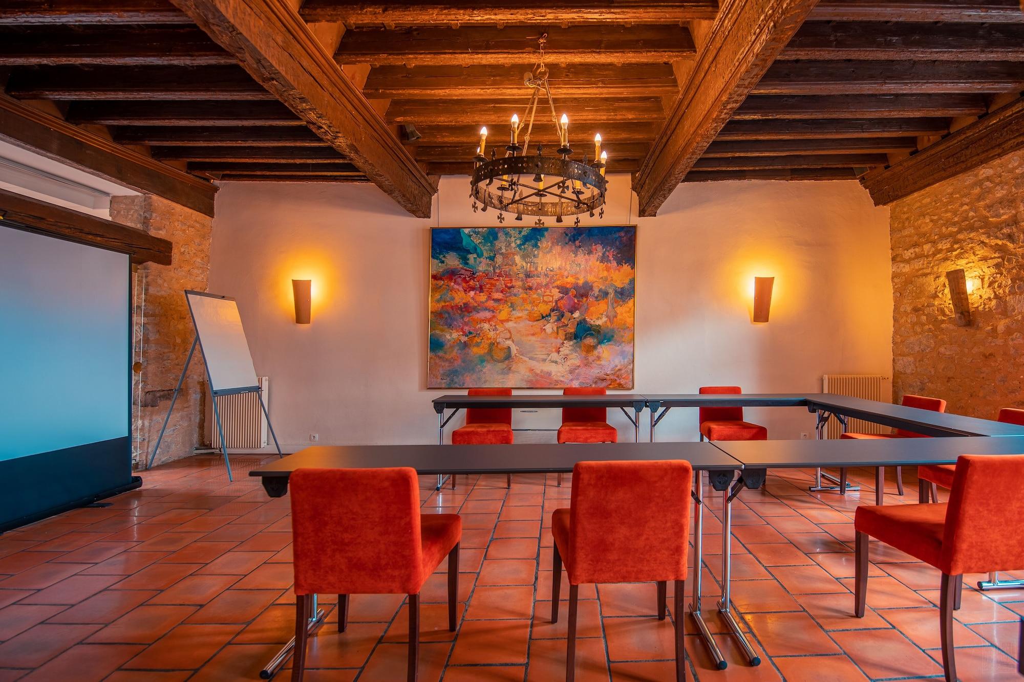 Sala de Reuniones Hôtel Le Donjon - Coeur de la Cité Médiévale