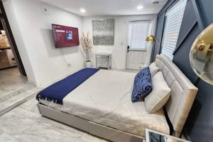Alquiler Vacacional - Mills House @WP. Sleeps 11 Renovated. Queen beds