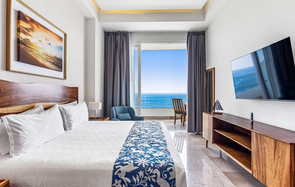 Luxury Bayfront Condo With Amazing Views, Pool & spa - Hoteles de lujo en Puerto Vallarta, México