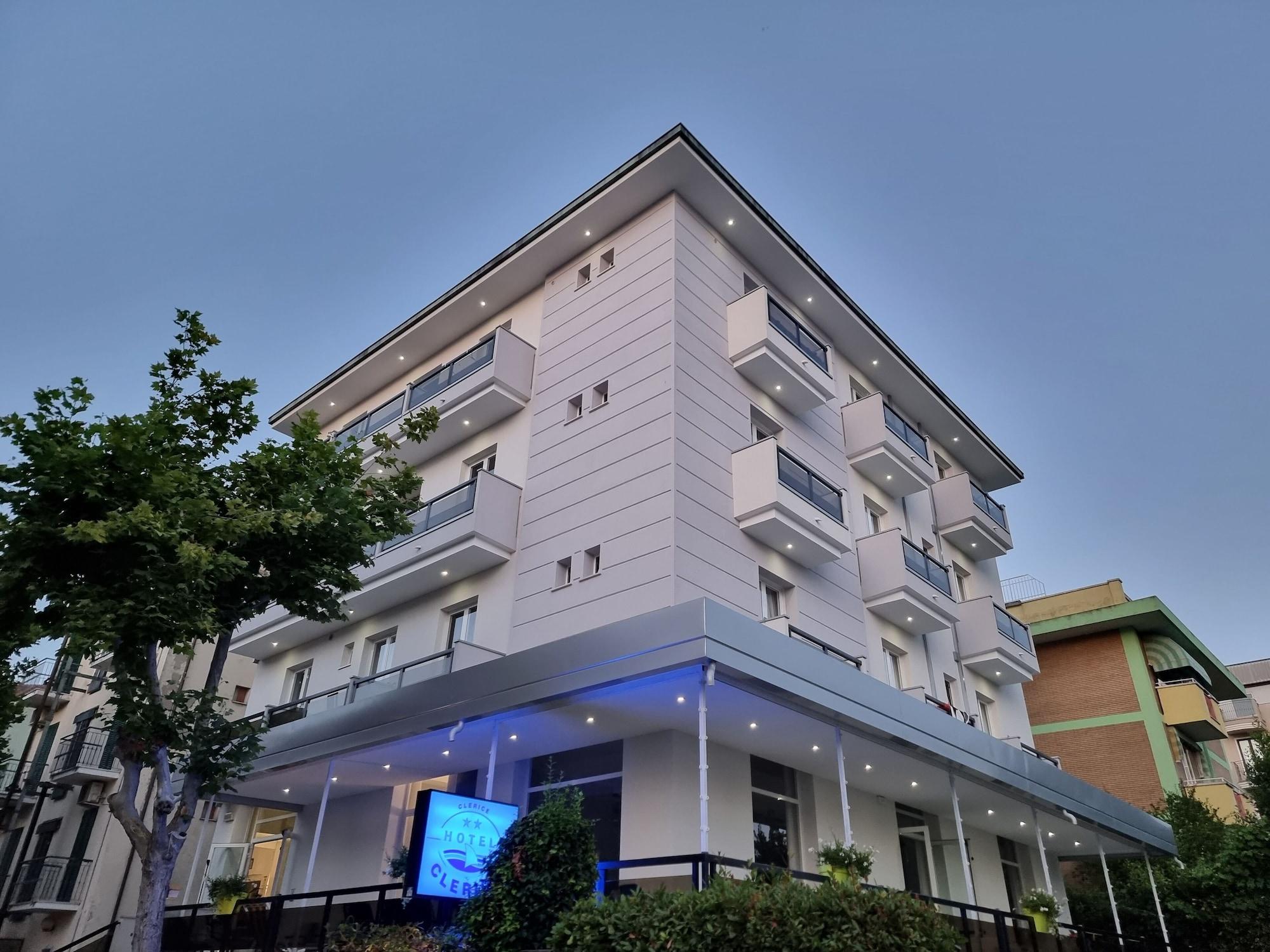 Vista Exterior Beach Hotel Clerice