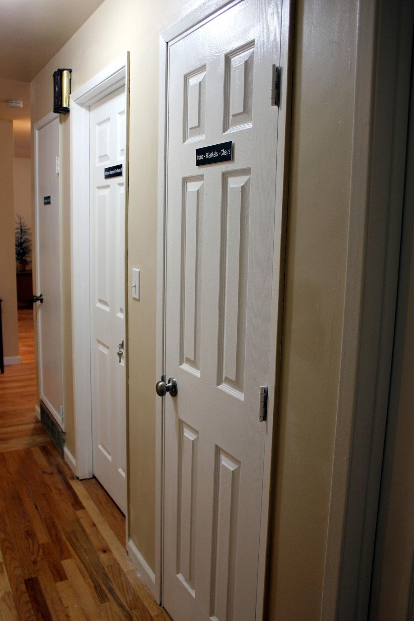 Varios Brighton House - Walk to Metro