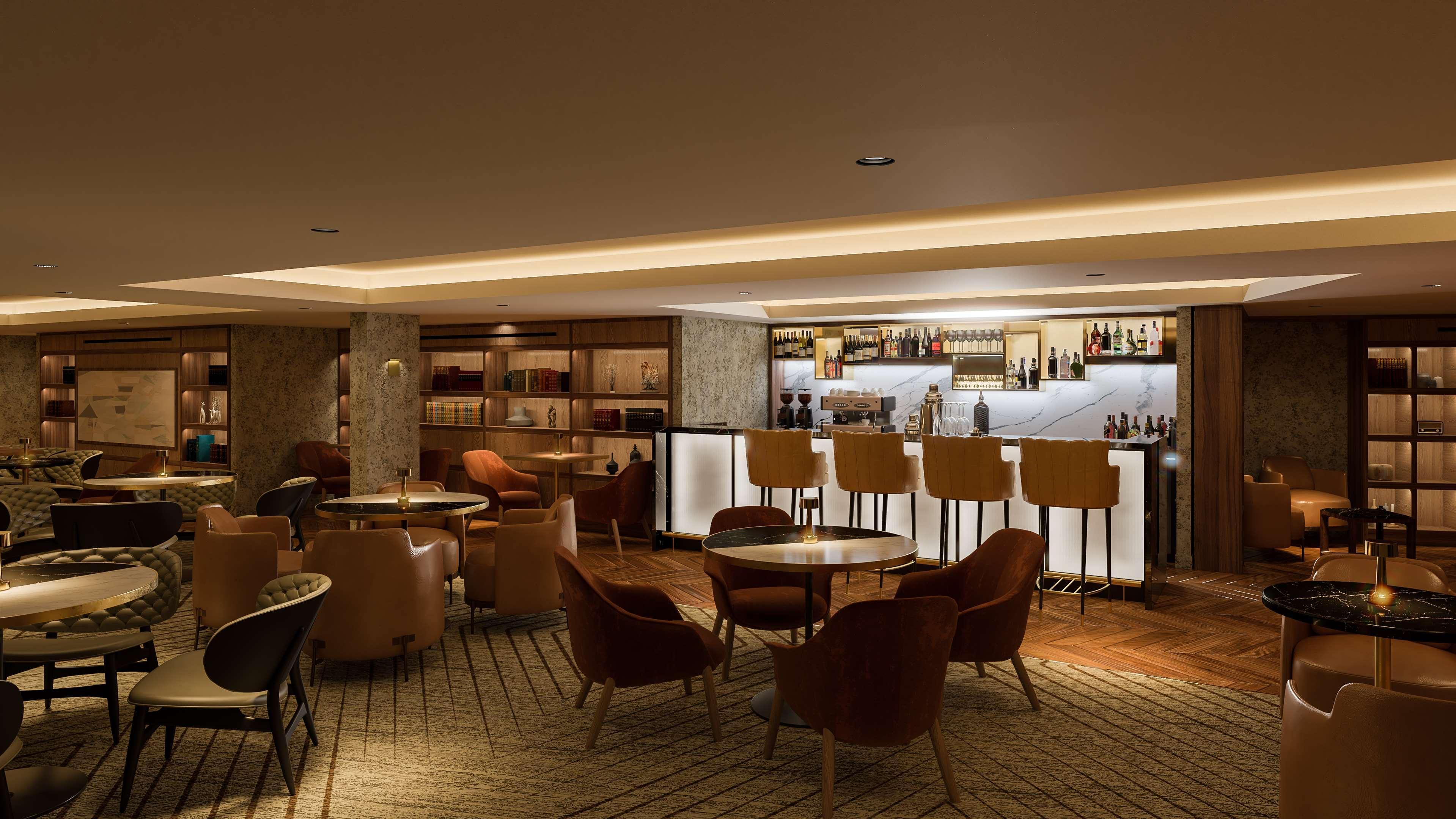 Vista Lobby Middle Eight - Covent Garden