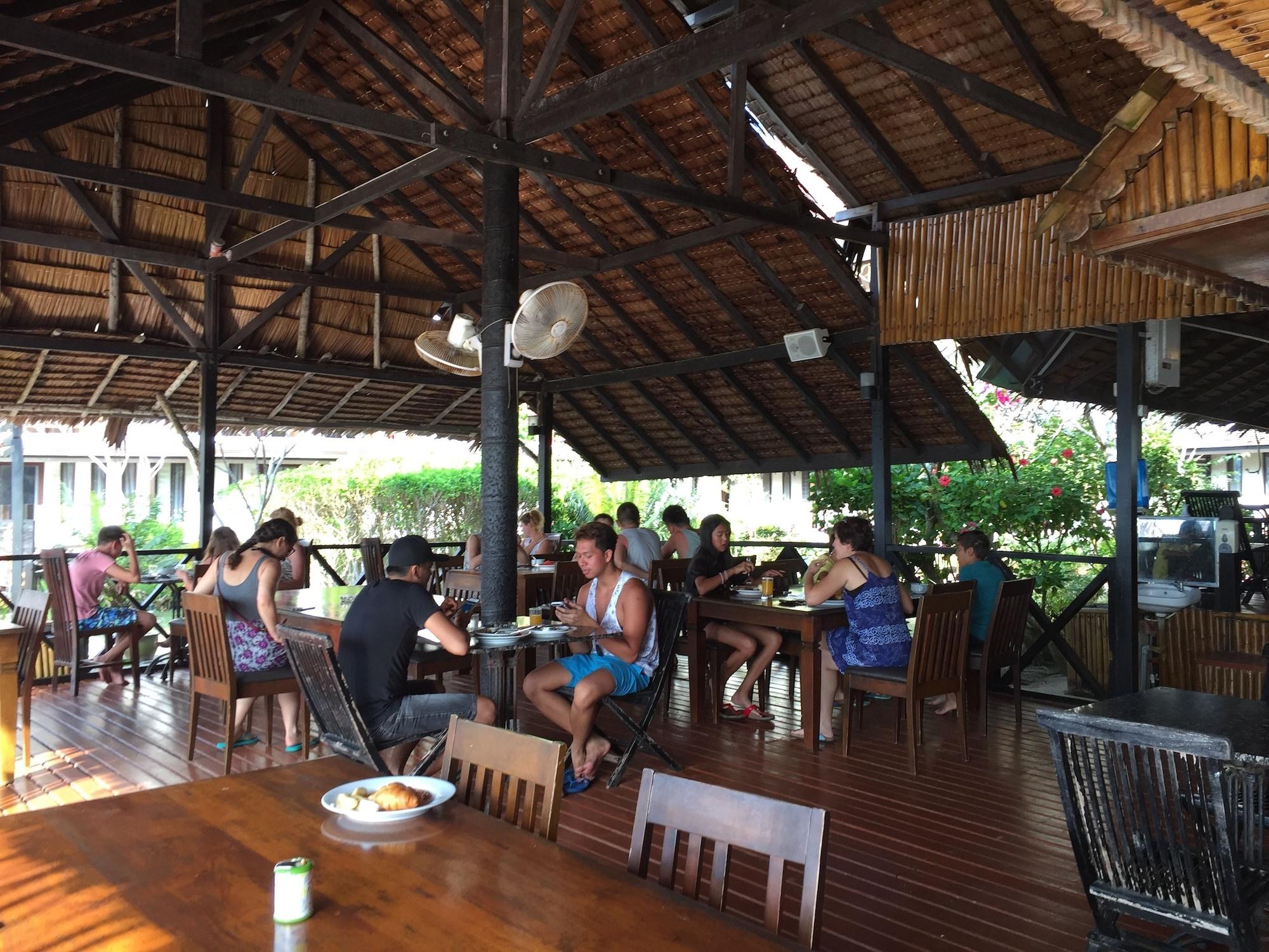 Restaurant BuBu Long Beach Resort