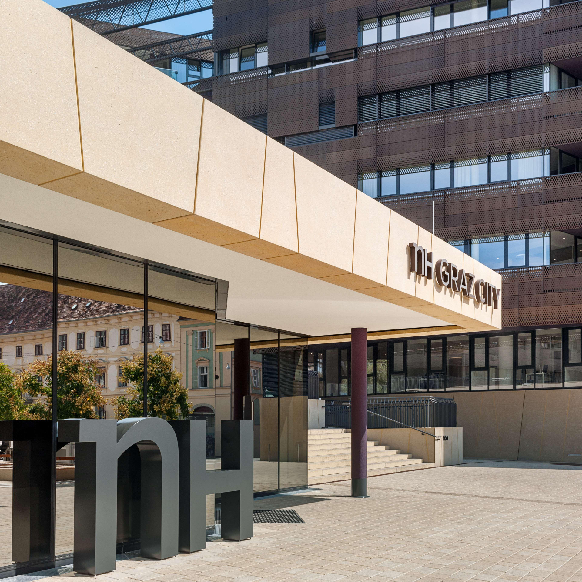 Vista Exterior NH Graz City