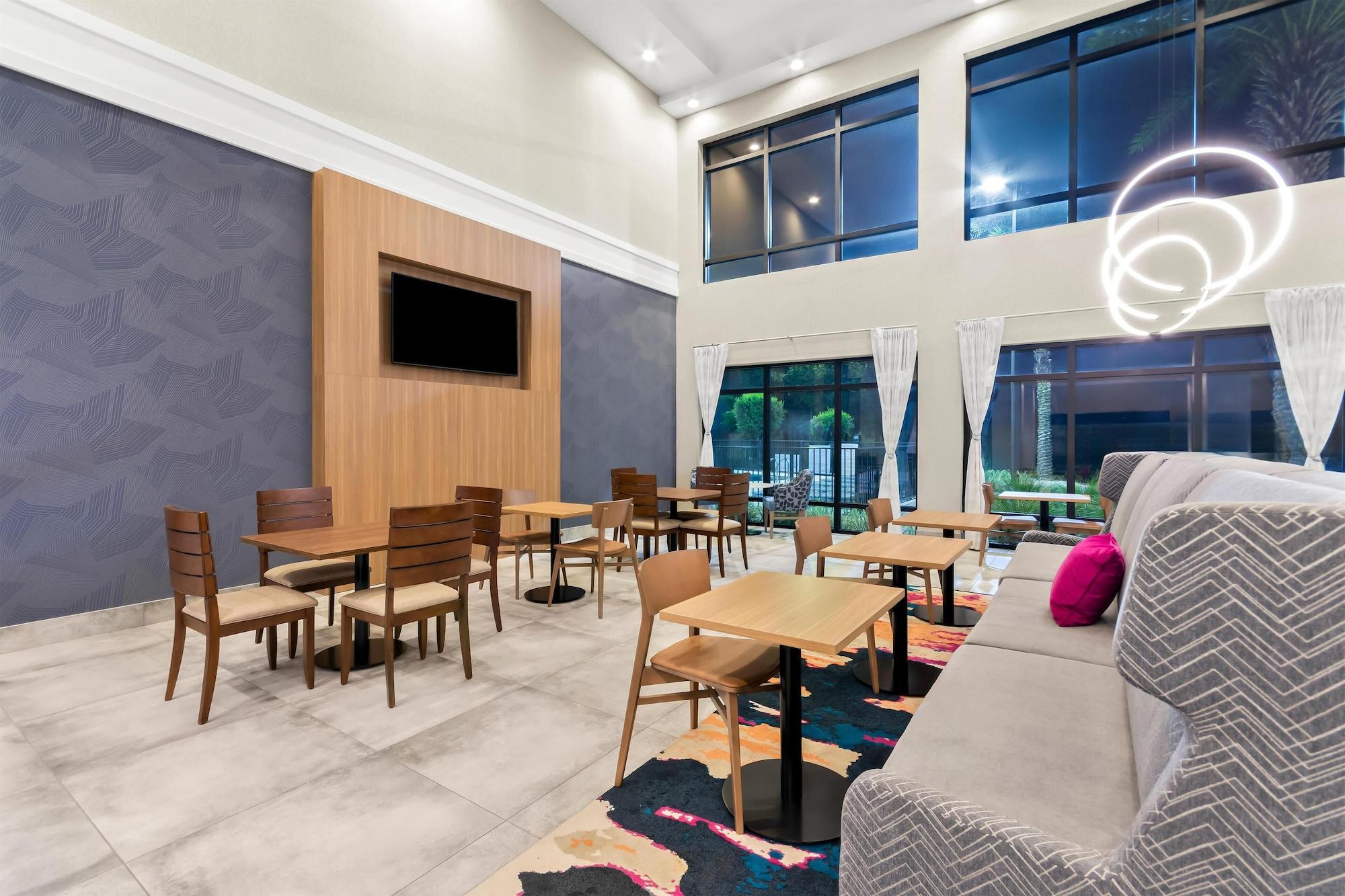 Restaurant Hampton Inn & Suites Pensacola/I-10 Pine Forest Road