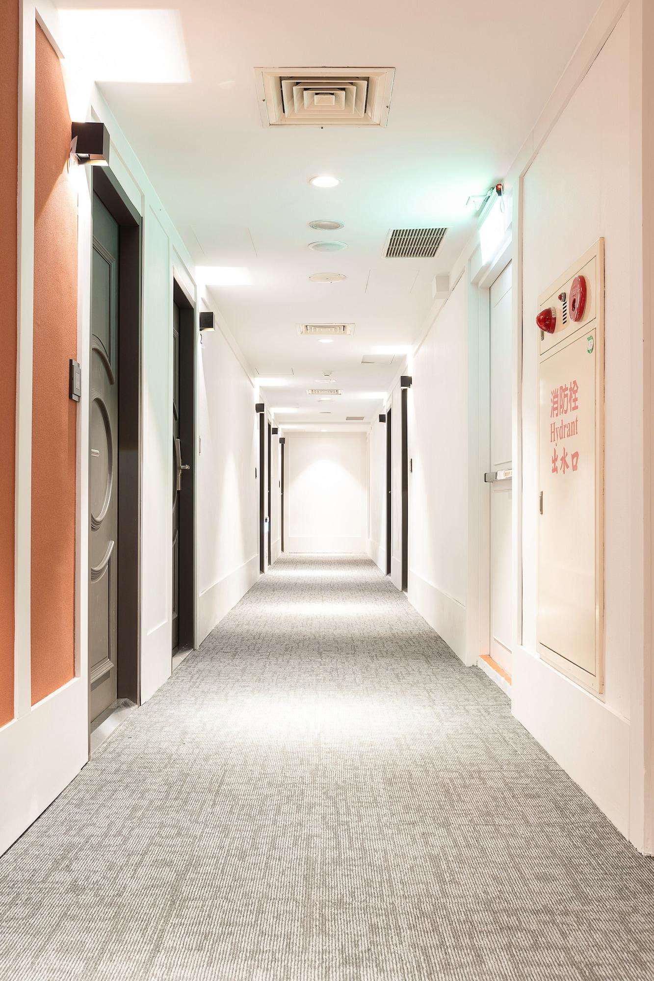Varios Archess Hotel