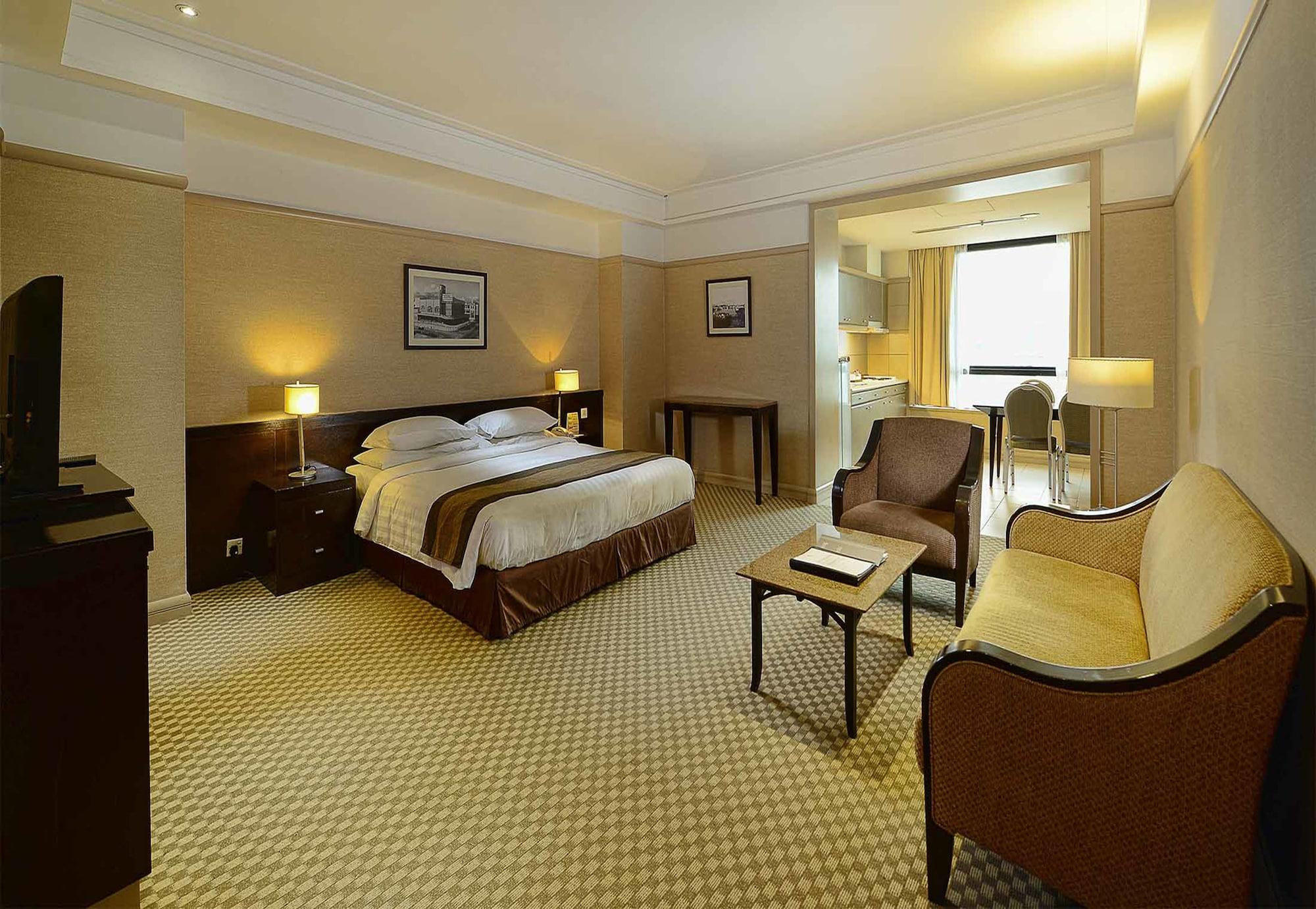 Habitación Pacific Regency Hotel Suites