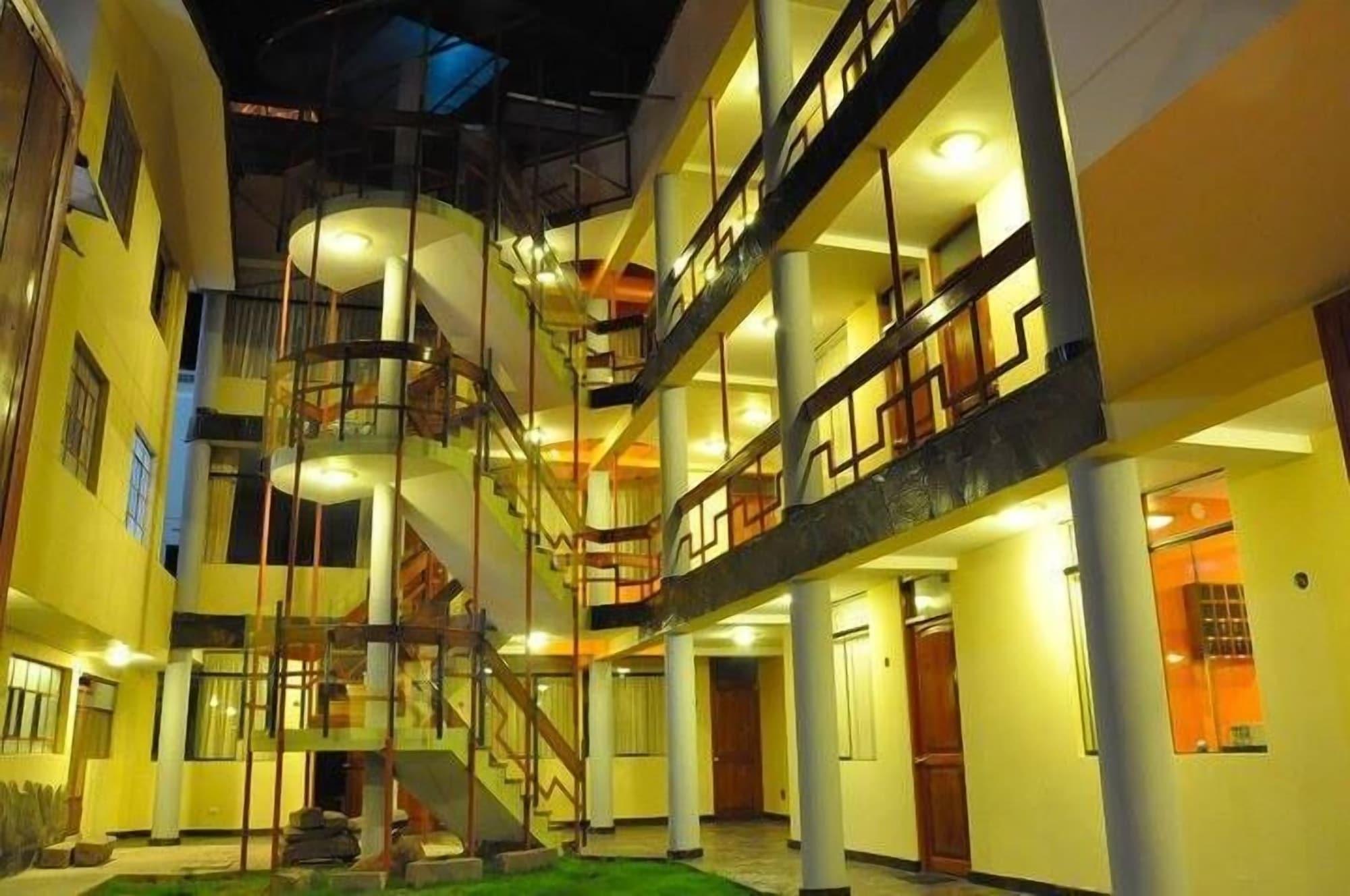 Varios Killa Qente Cusco Hostal