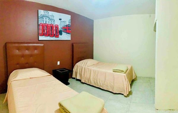 Casa San Rafael Guadalajara CENTRICO - Hoteles cerca de La Central de Autobuses en Guadalajara